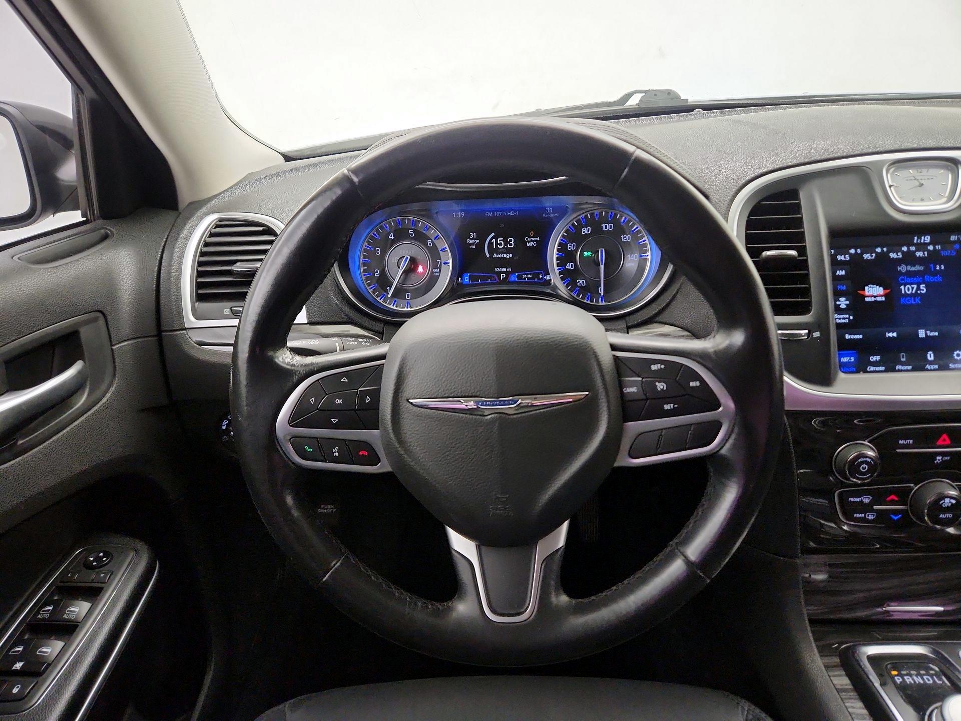 Thumbnail: 2021 Chrysler 300 - 10
