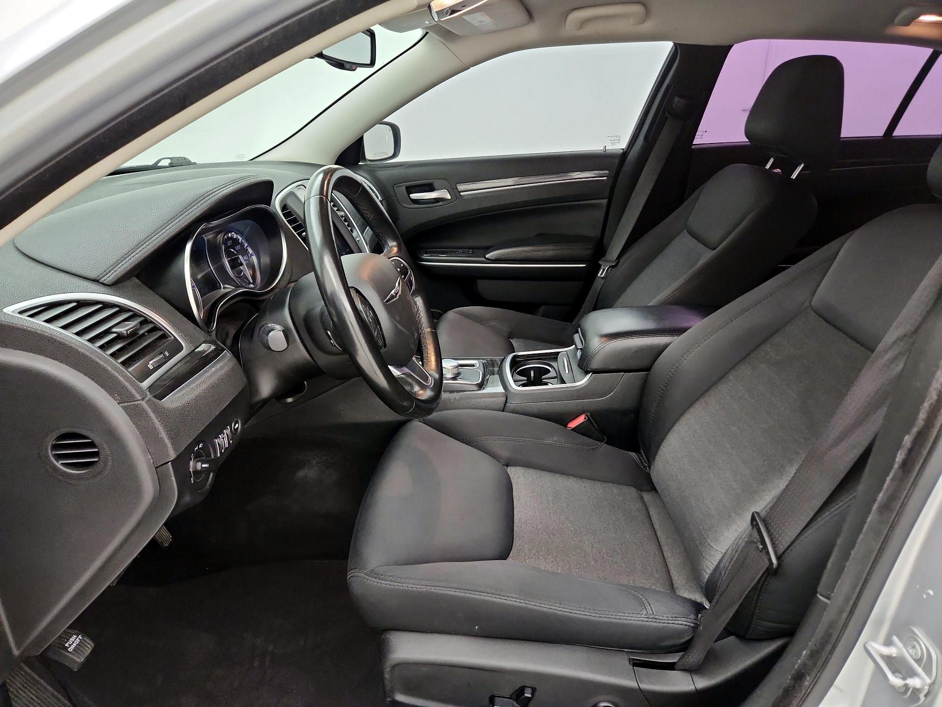 Thumbnail: 2021 Chrysler 300 - 11