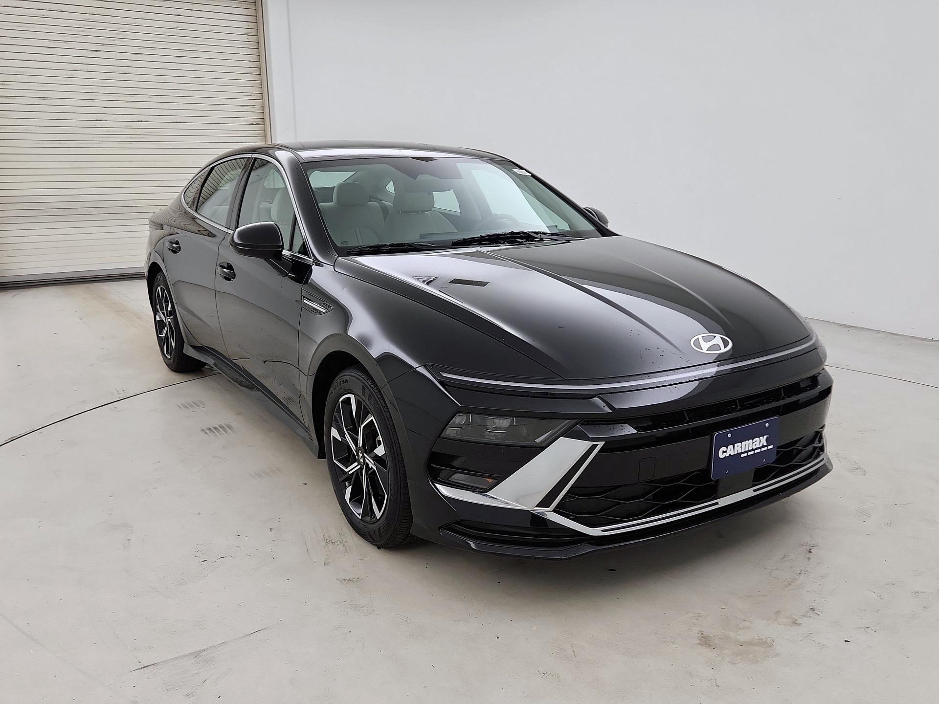 Black 2025 Hyundai Sonata SEL FWD Sedan Front-Wheel Drive Automatic