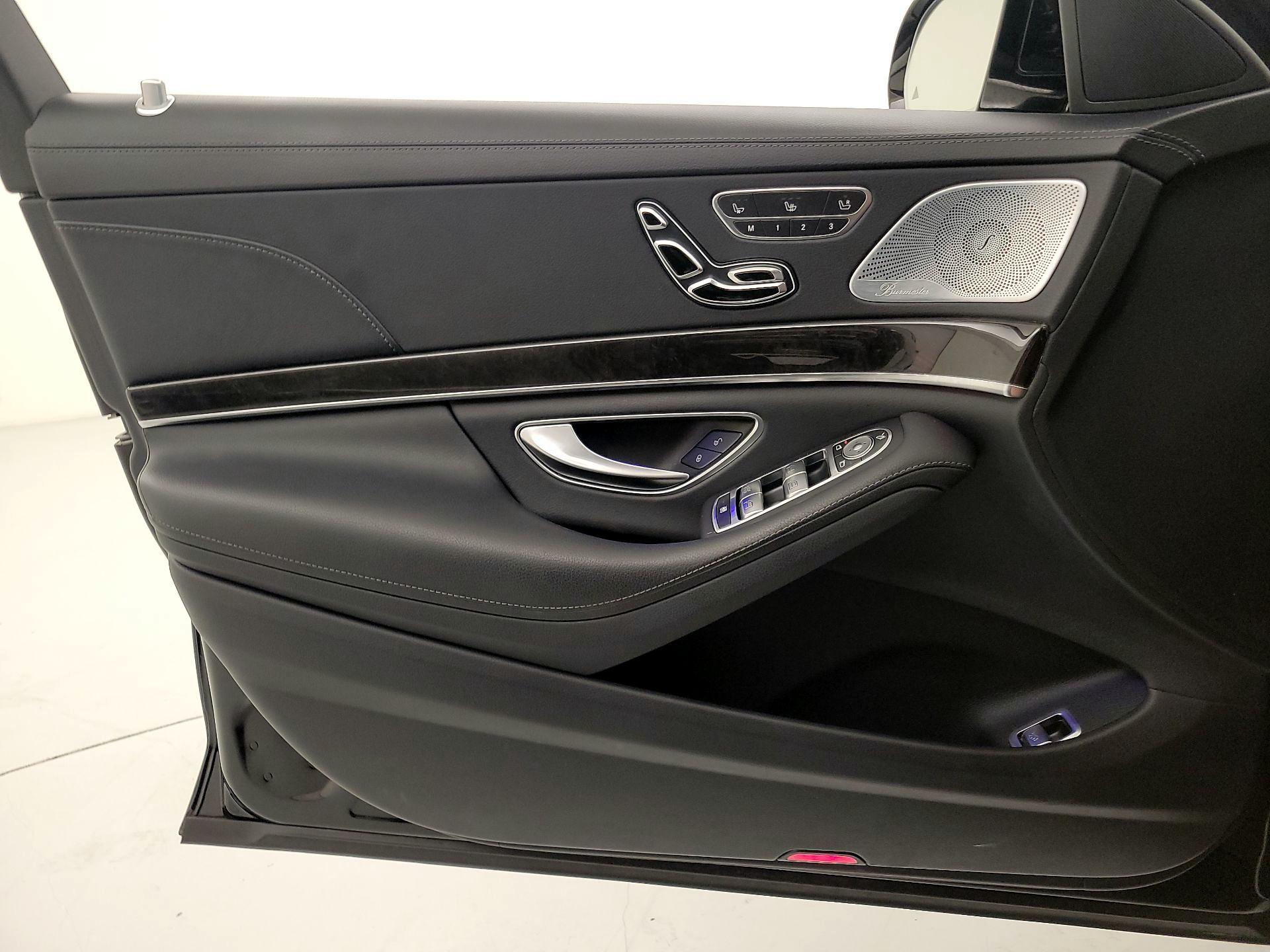 Thumbnail: 2020 Mercedes-Benz S-Class - 12