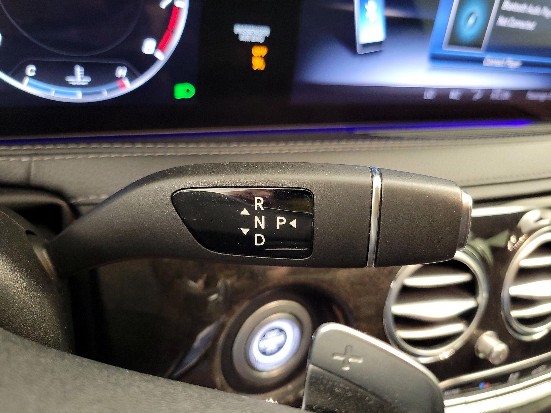 Thumbnail: 2020 Mercedes-Benz S-Class - 18