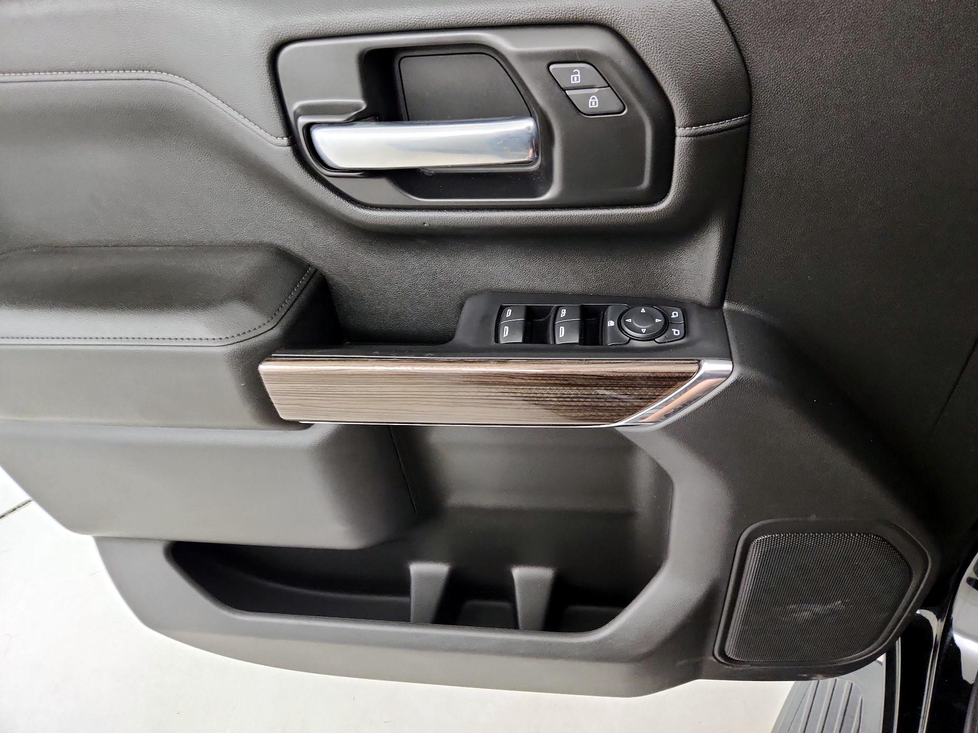 Thumbnail: 2021 Chevrolet Silverado 1500 - 12