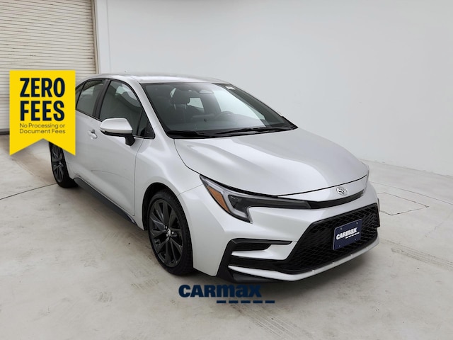 Silver 2025 Toyota Corolla SE FWD Sedan Front-Wheel Drive Automatic