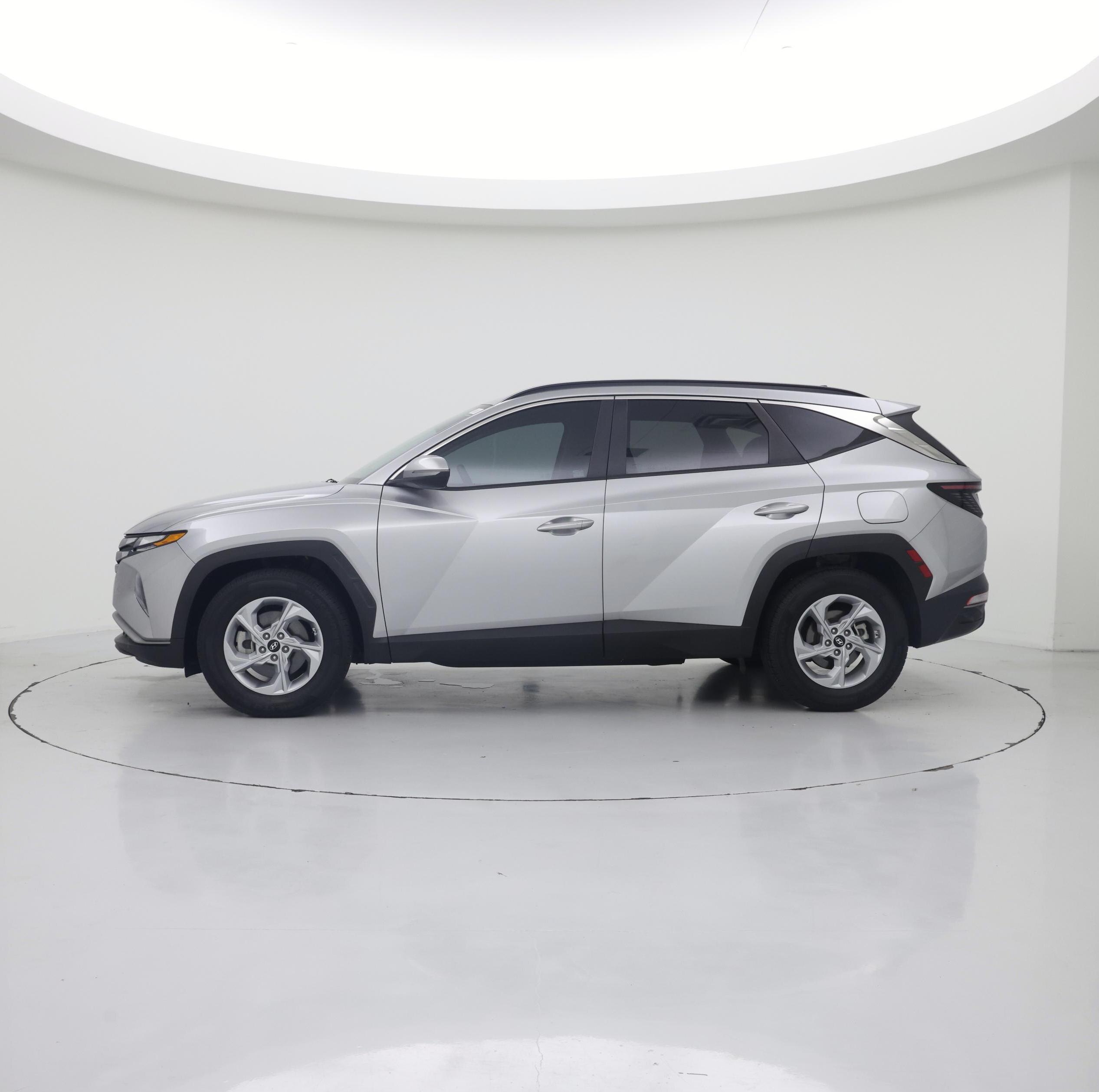 Thumbnail: 2023 Hyundai Tucson - 3