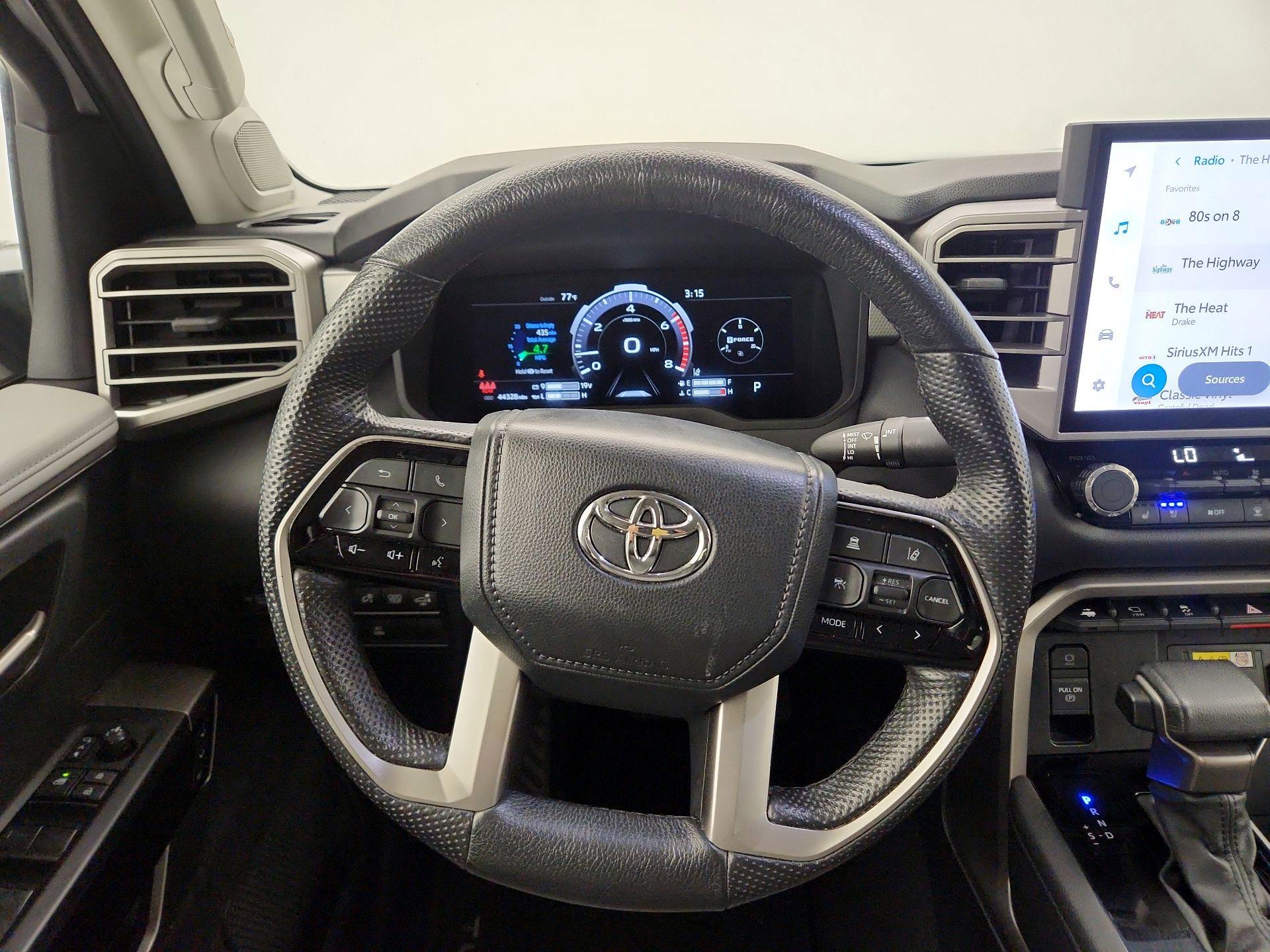 Thumbnail: 2024 Toyota Tundra - 10
