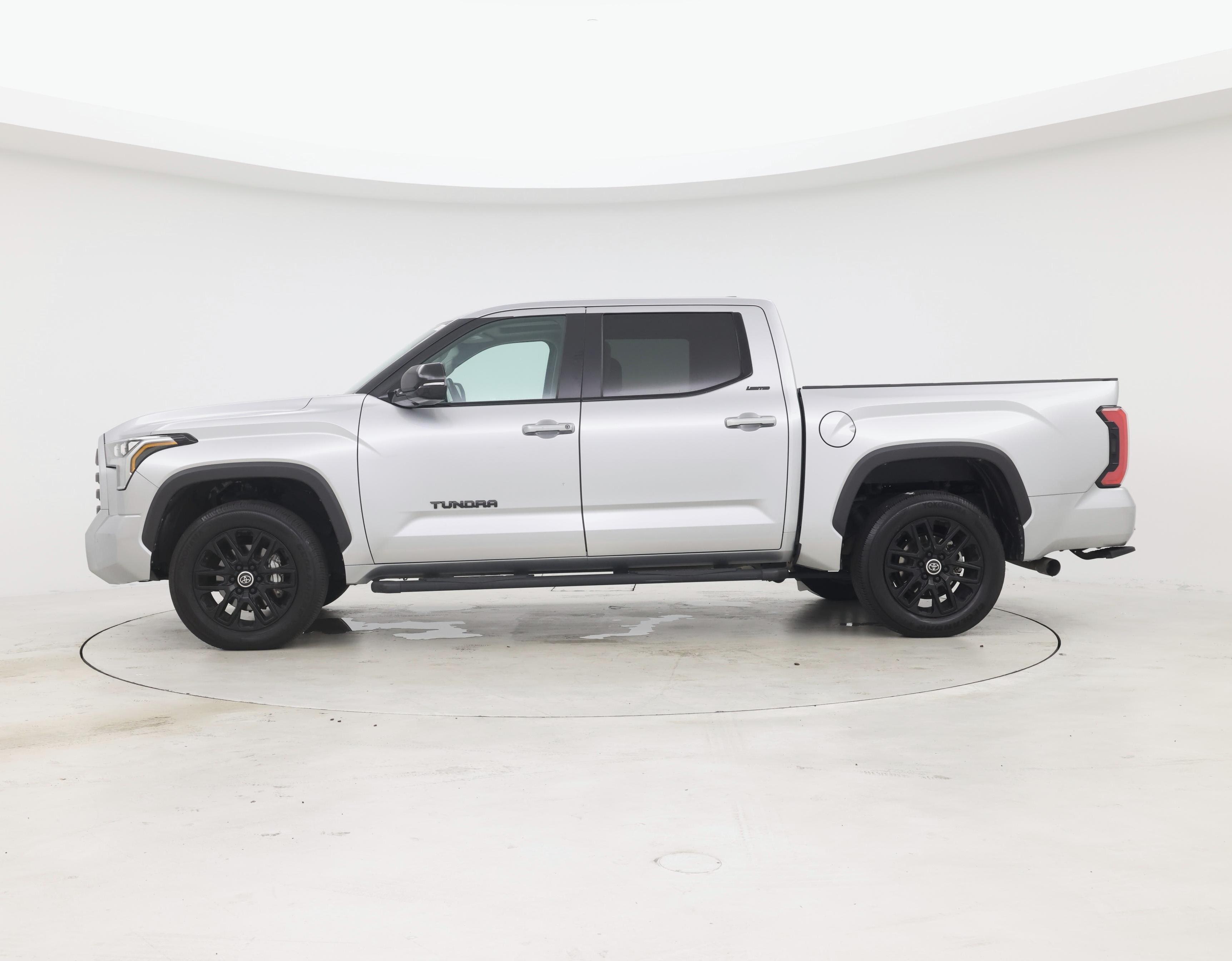 Thumbnail: 2024 Toyota Tundra - 3