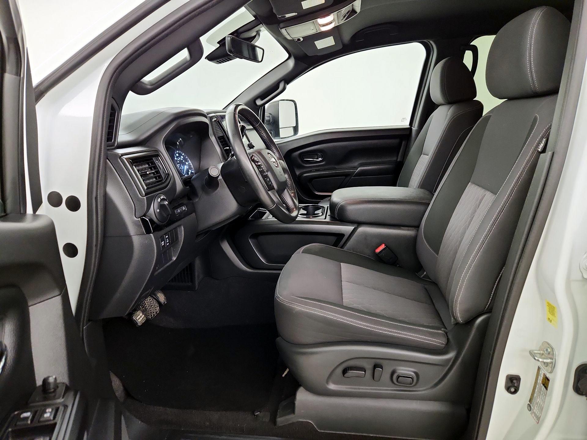 Thumbnail: 2023 Nissan Titan - 11