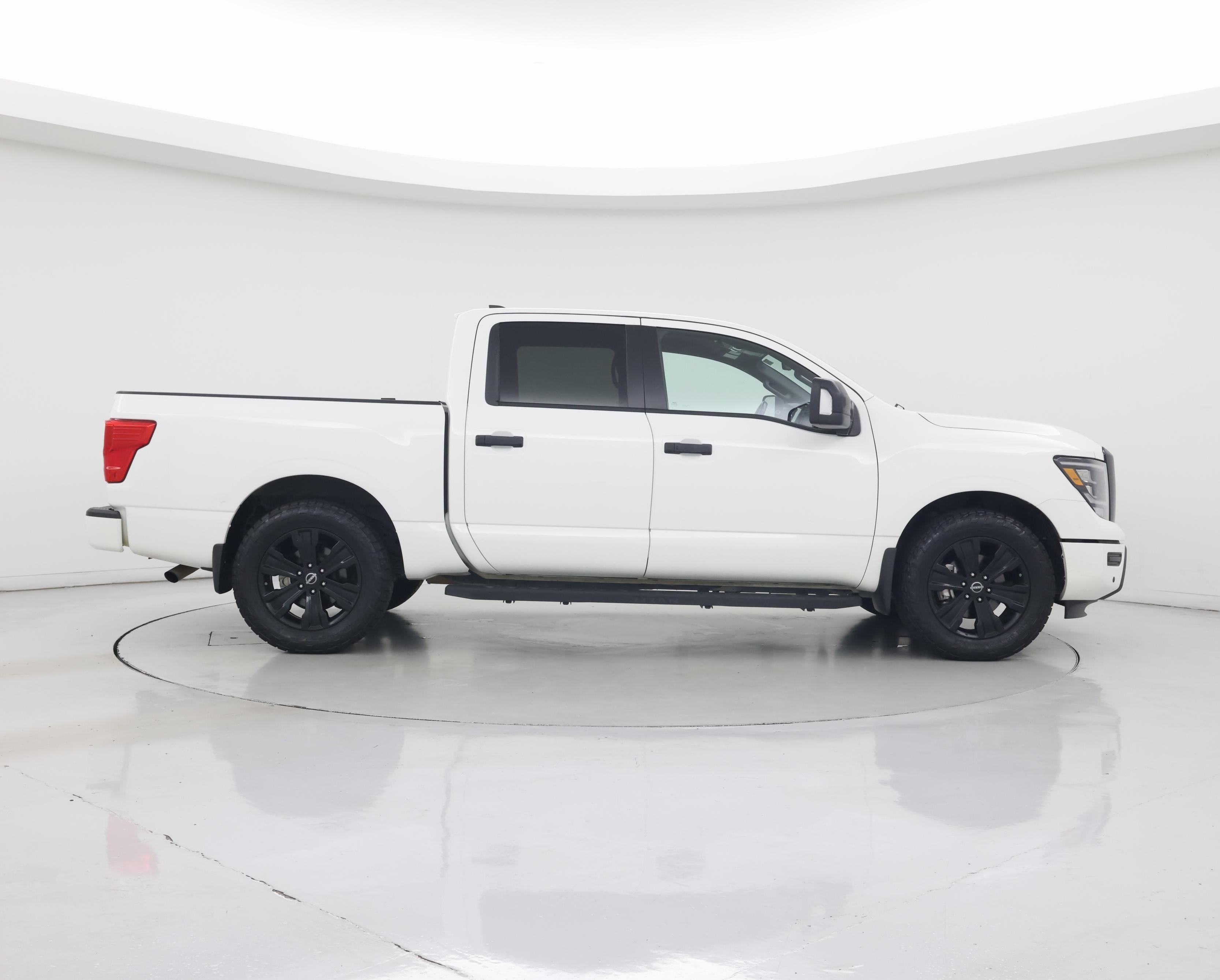 Thumbnail: 2023 Nissan Titan - 7