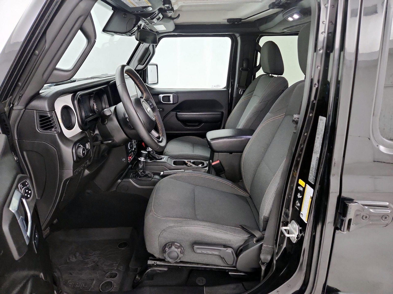 2024 Jeep Wrangler 4-Door Willys - Photo 10