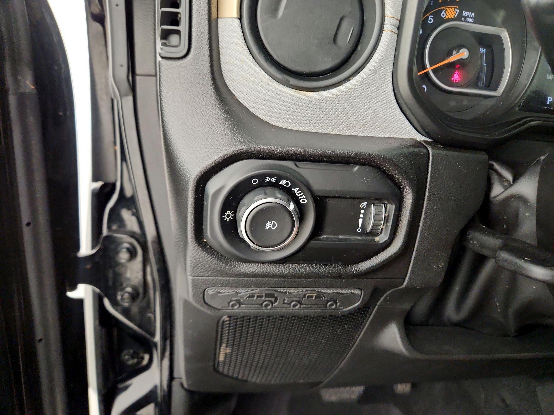 Thumbnail: 2024 Jeep Wrangler - 11