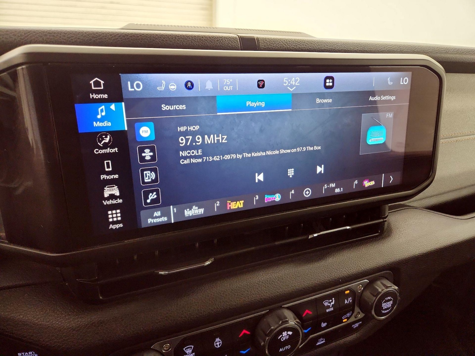 2024 Jeep Wrangler 4-Door Willys - Photo 14