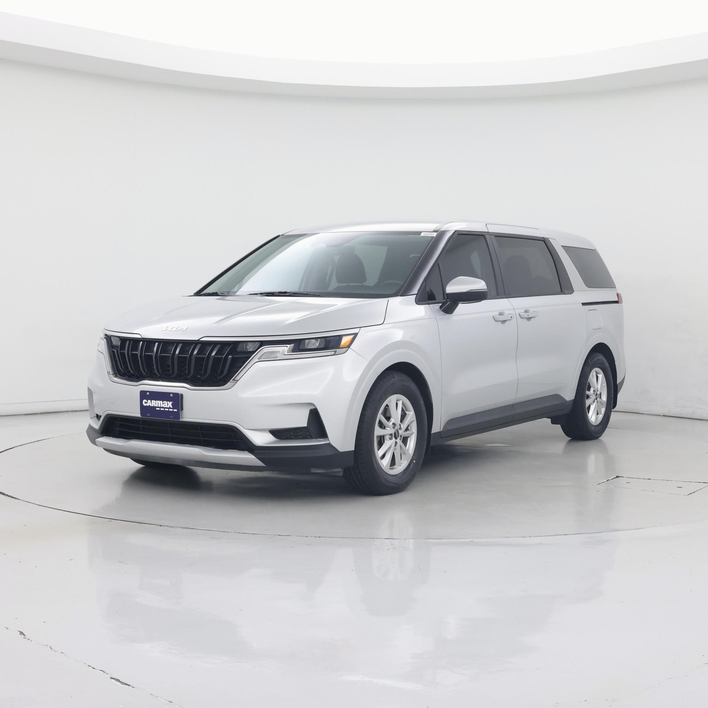 Thumbnail: 2023 Kia Carnival - 5