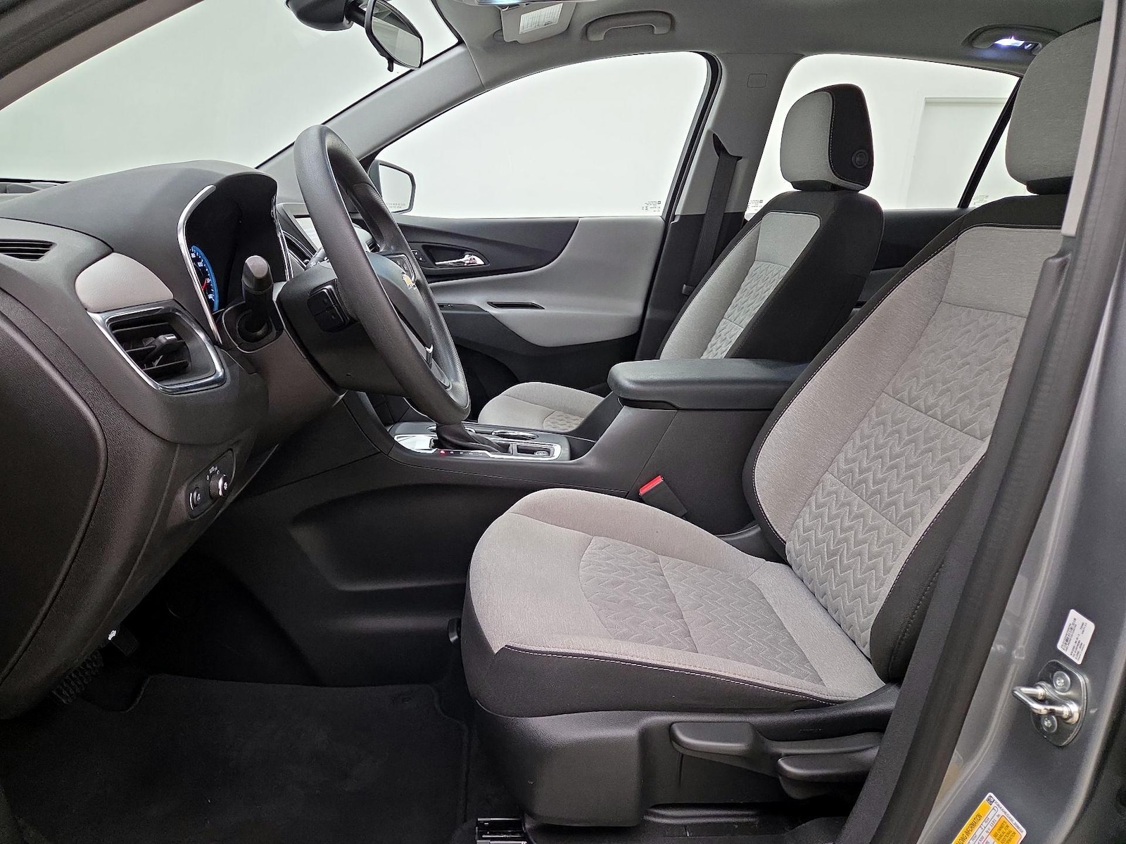 2024 Chevrolet Equinox LS - Photo 12