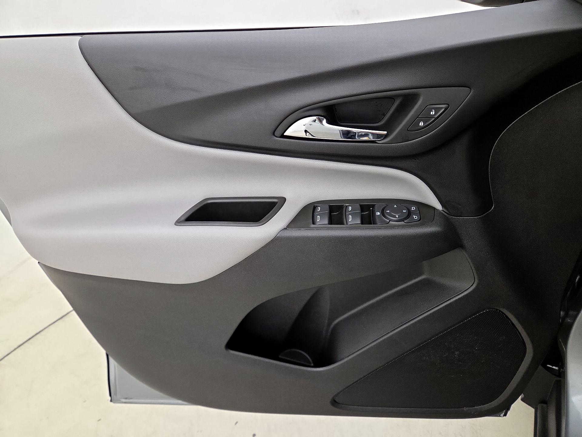 Thumbnail: 2024 Chevrolet Equinox - 12