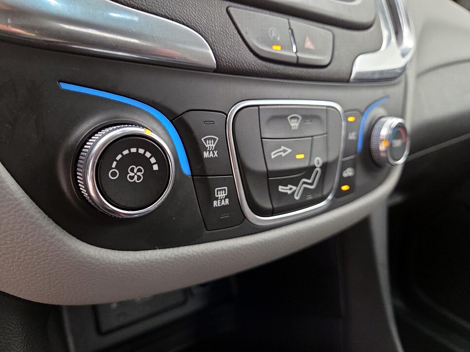 2024 Chevrolet Equinox LS - Photo 17