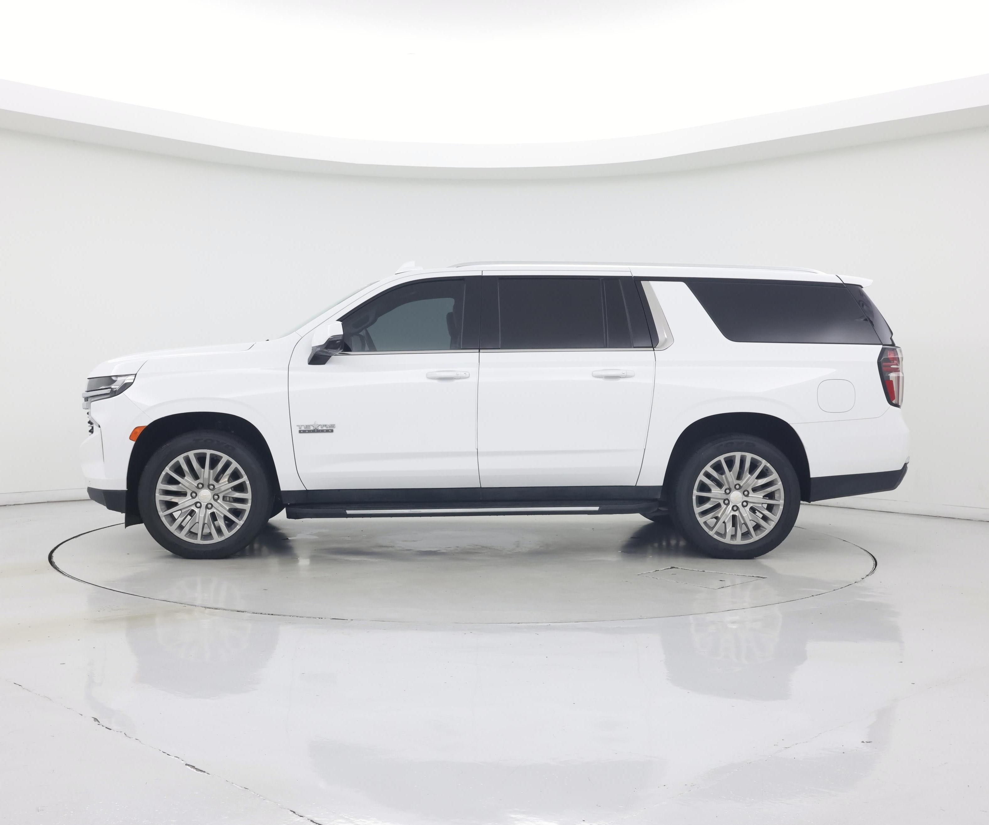 Thumbnail: 2023 Chevrolet Suburban - 3