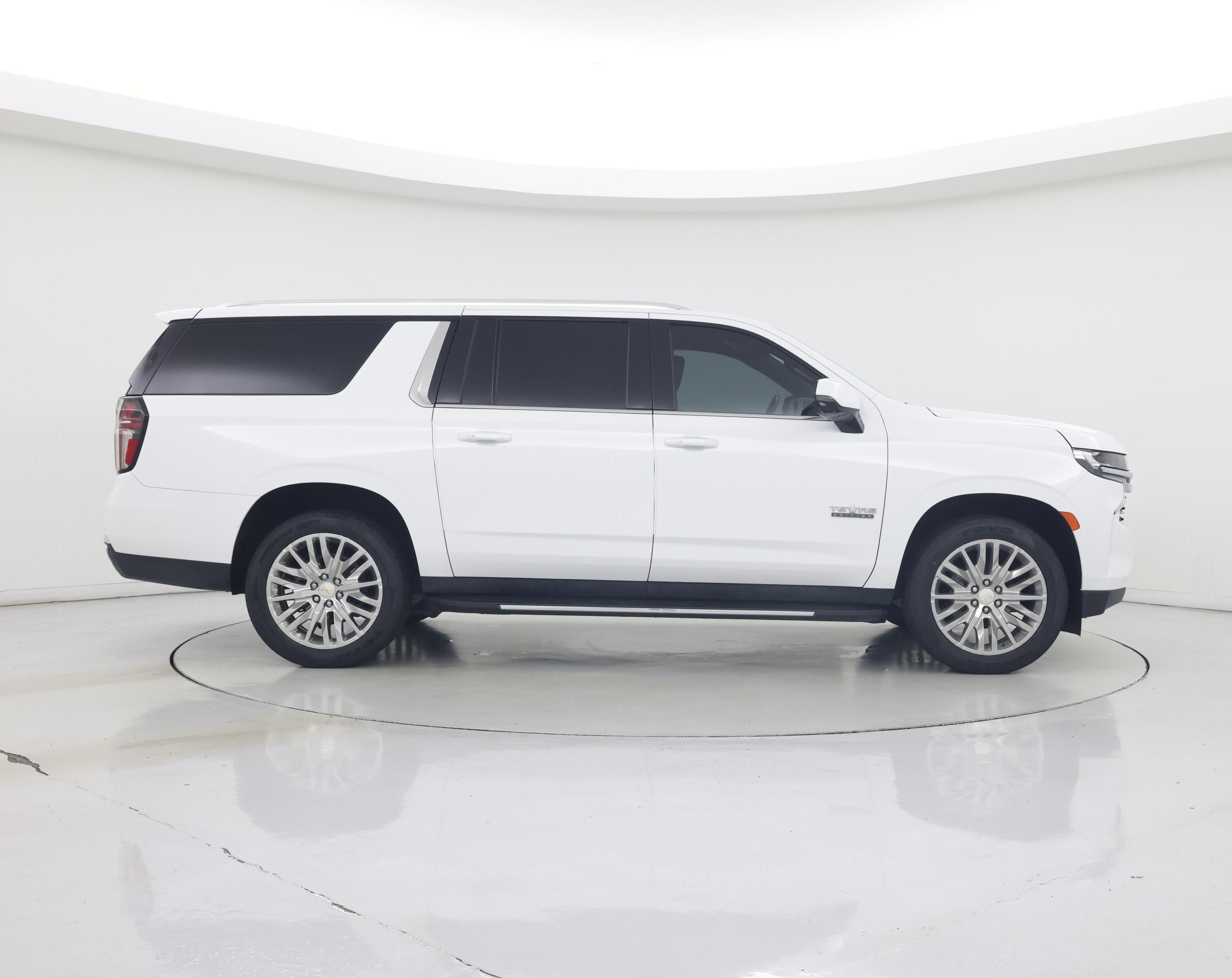 Thumbnail: 2023 Chevrolet Suburban - 7
