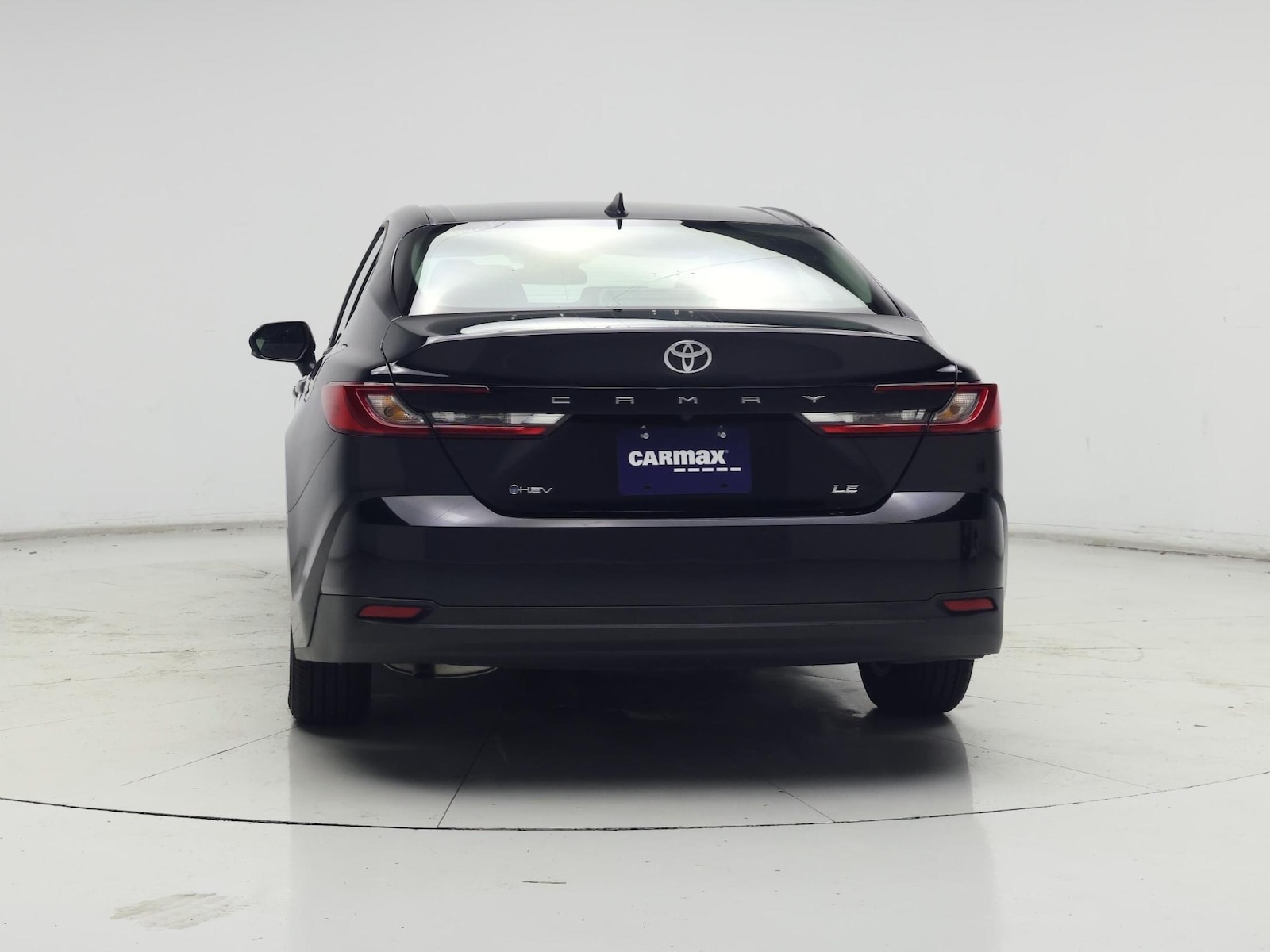 2026 Toyota Camry LE - Photo 7