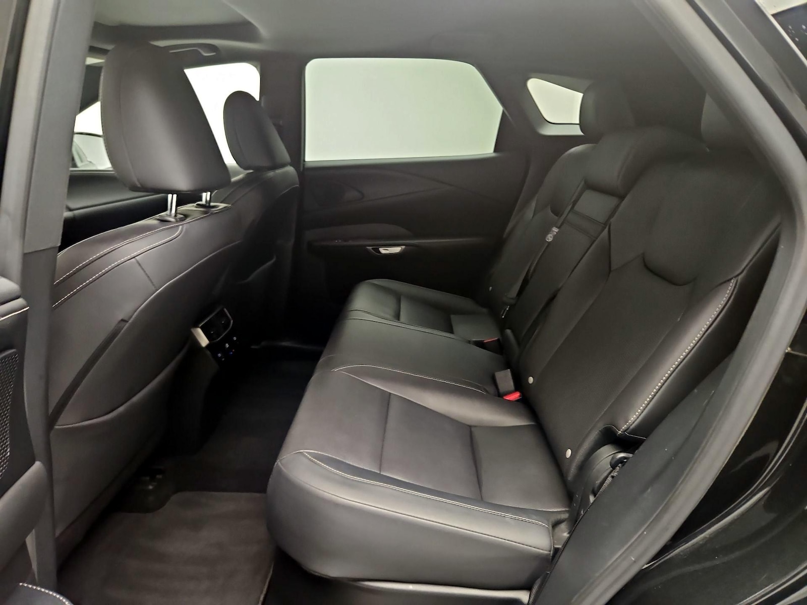 2023 Lexus RX 350 - Photo 18