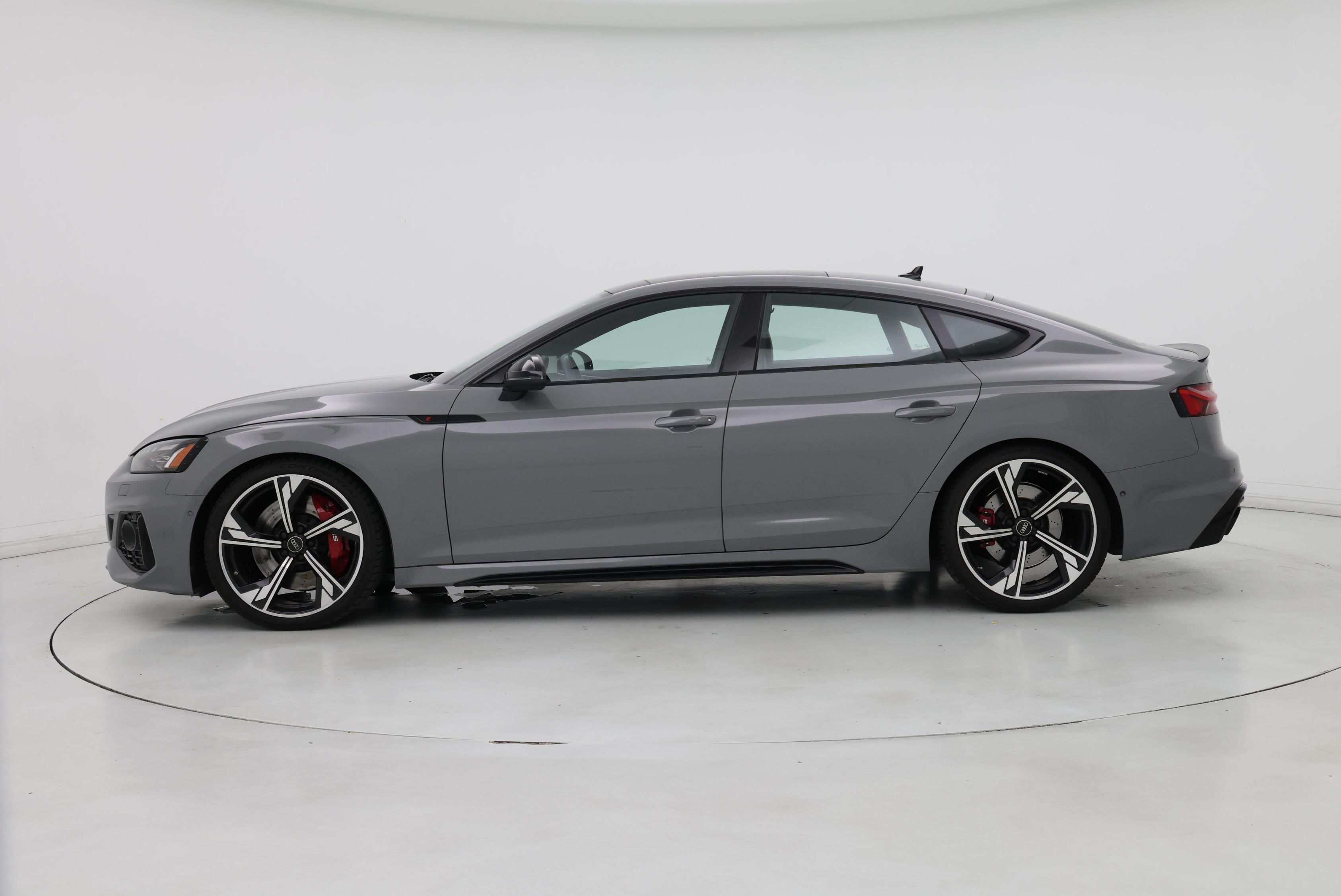 Thumbnail: 2022 Audi RS 5 - 3