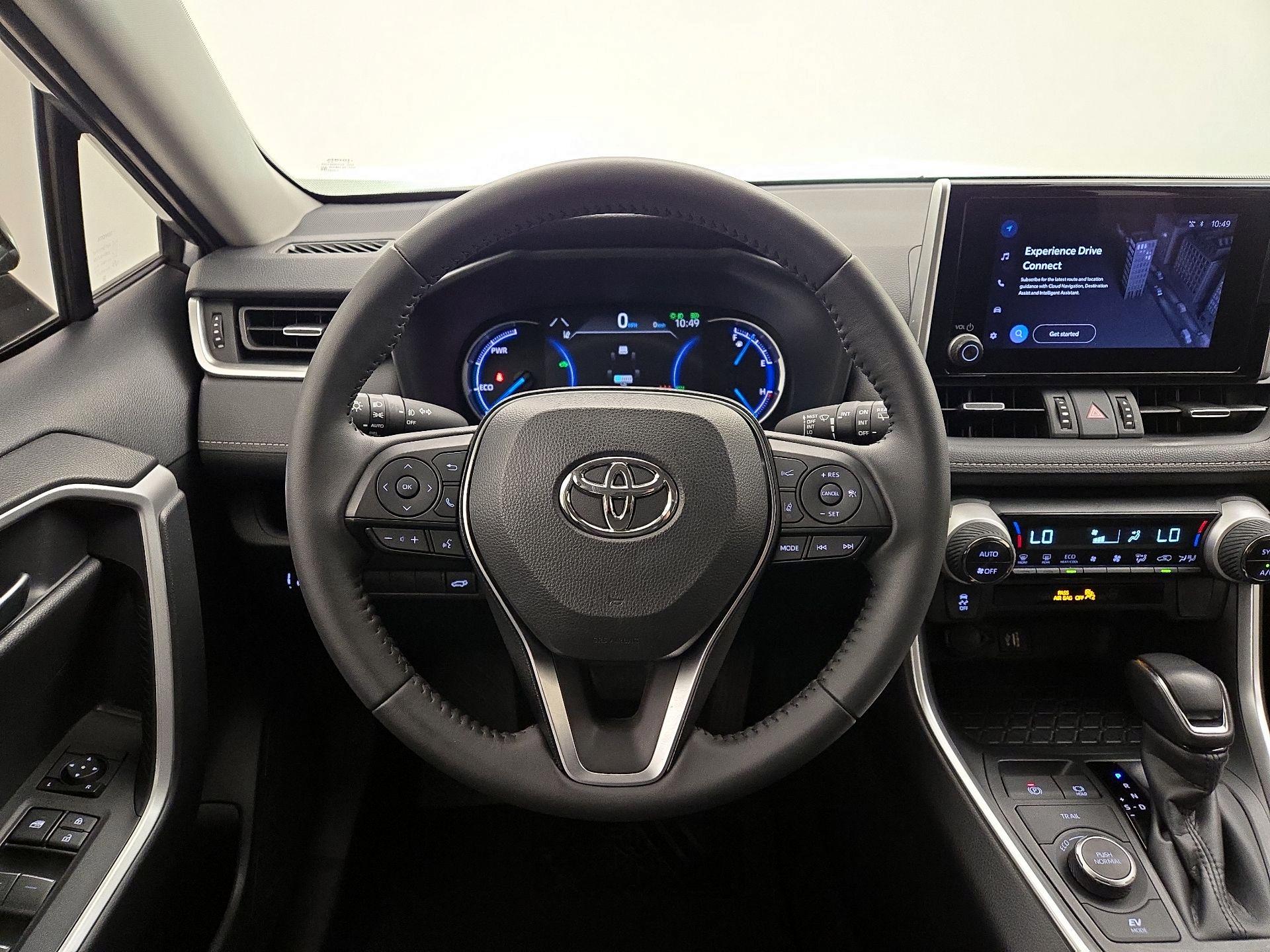 Thumbnail: 2025 Toyota RAV4 - 10