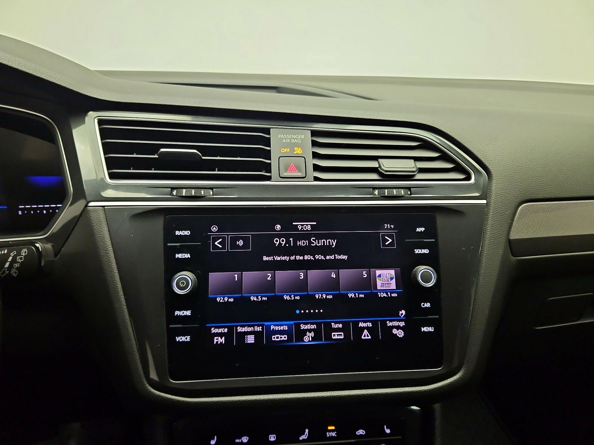 Thumbnail: 2024 Volkswagen Tiguan - 14