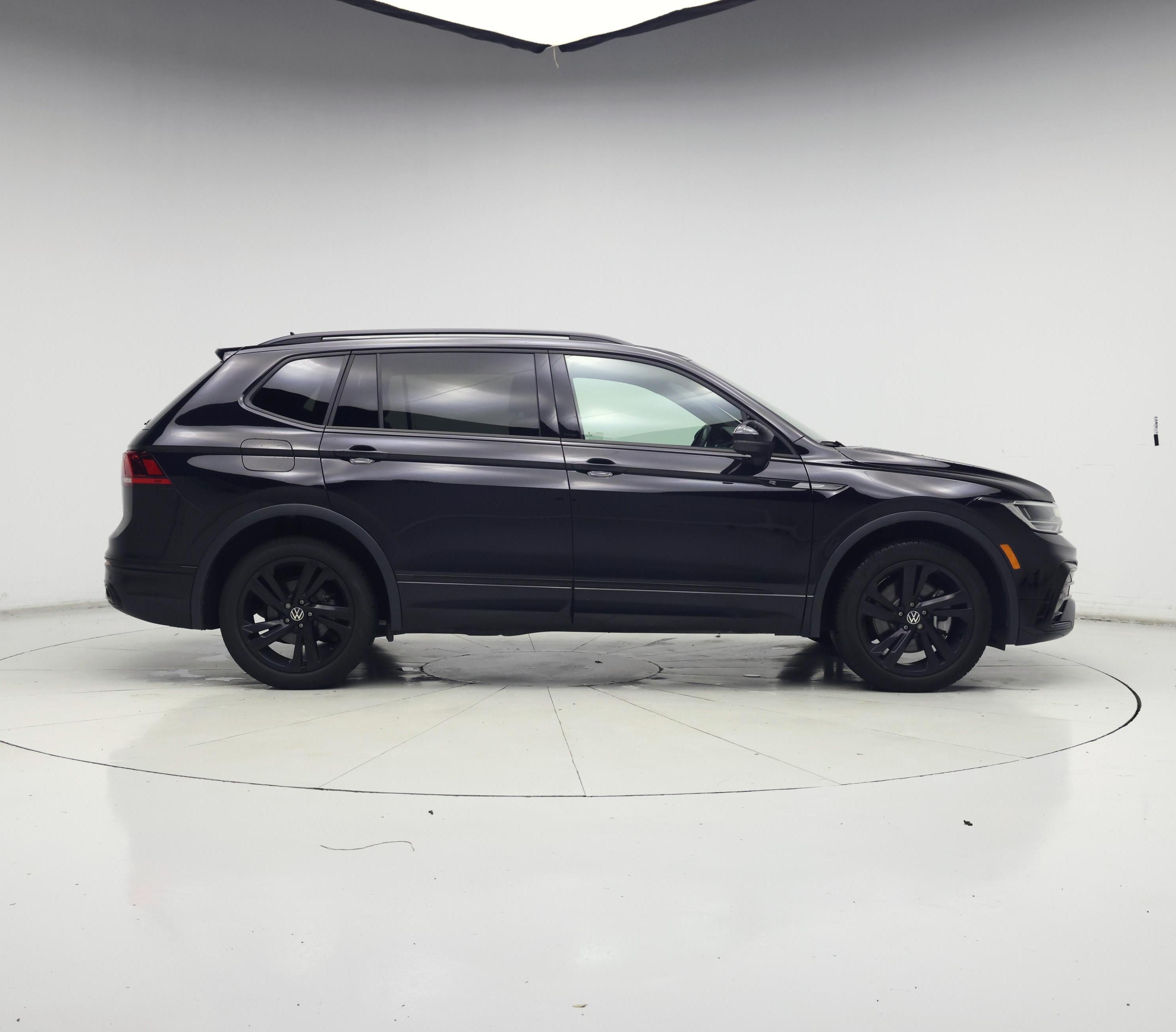 Thumbnail: 2024 Volkswagen Tiguan - 7