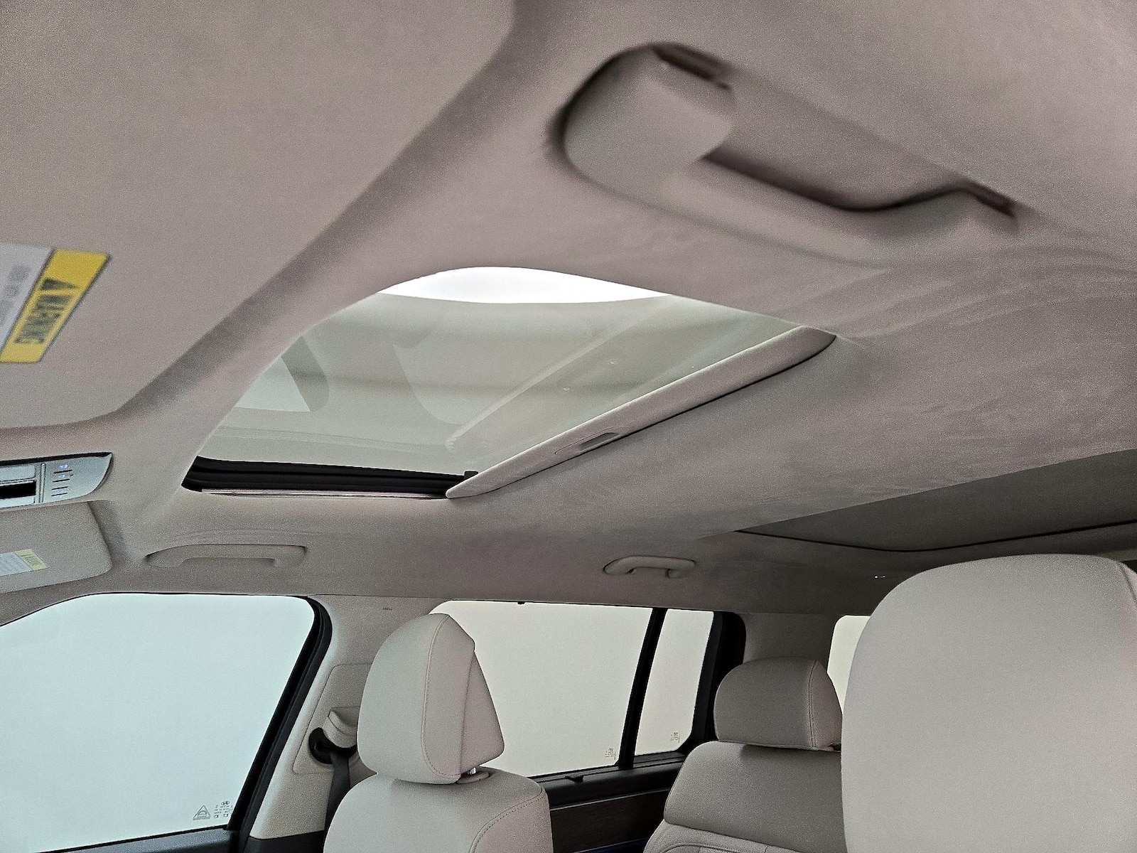 Sunroof(s) & Skylight(s)