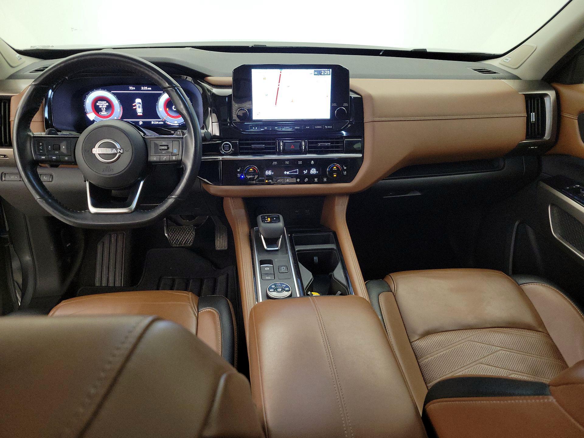 Thumbnail: 2023 Nissan Pathfinder - 9