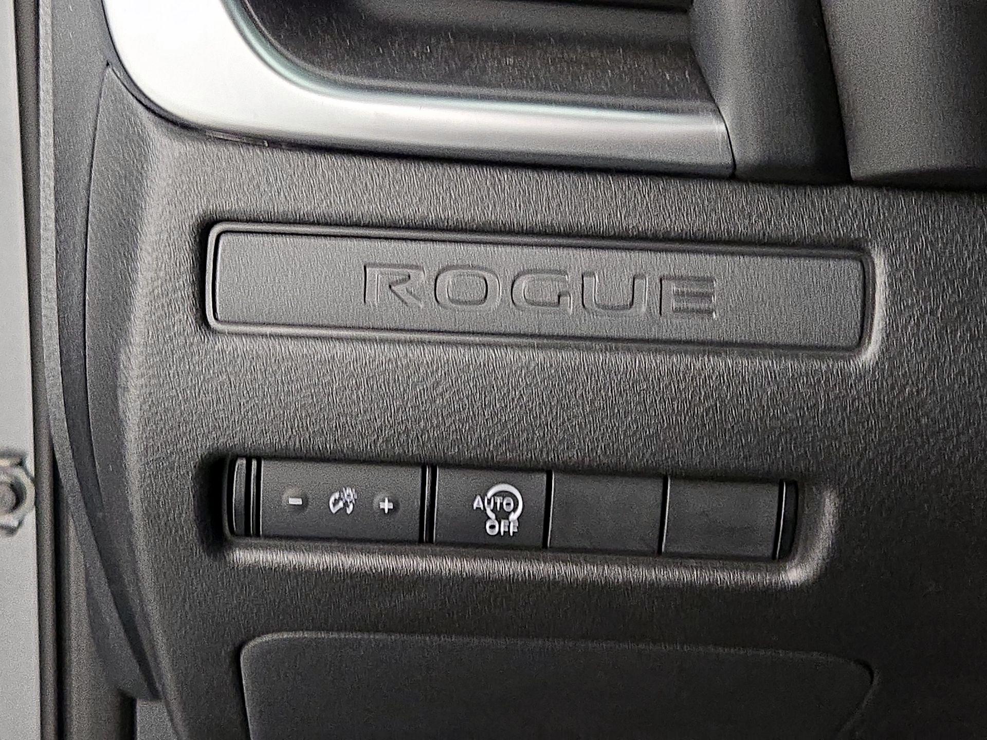 Thumbnail: 2023 Nissan Rogue - 13