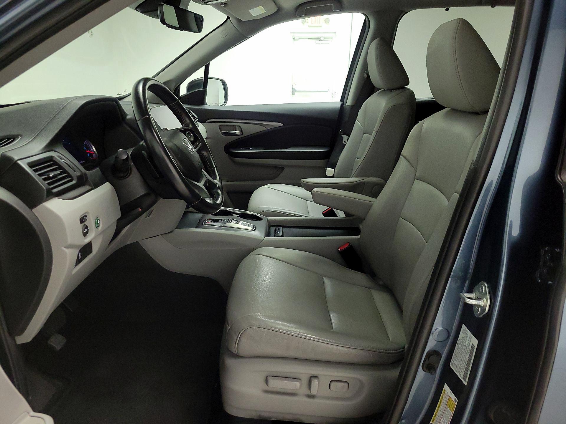 Thumbnail: 2022 Honda Pilot - 11