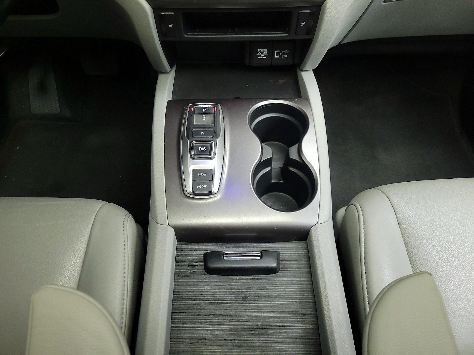 2022 Honda Pilot EX-L - Photo 18