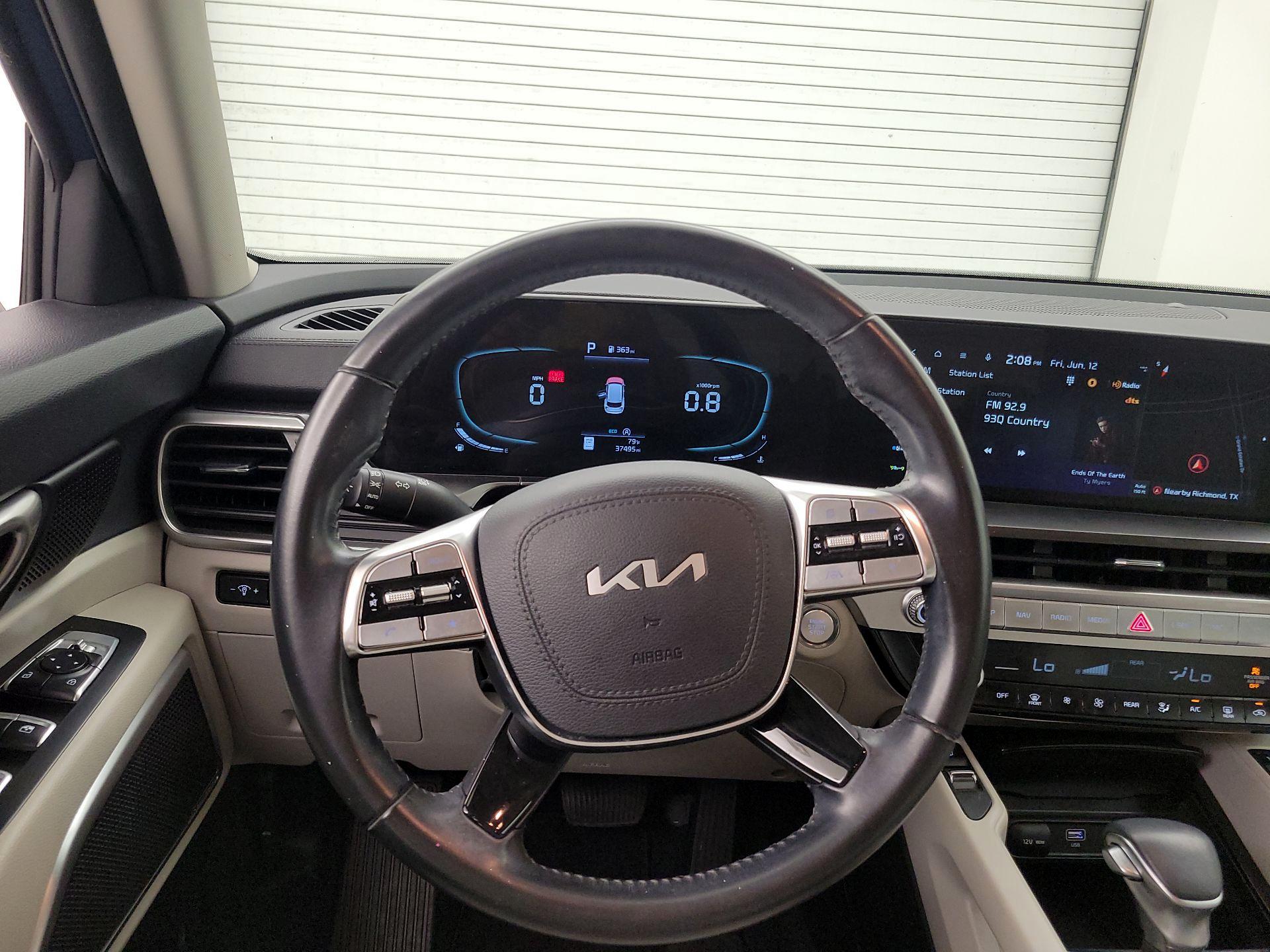 Thumbnail: 2023 Kia Telluride - 10