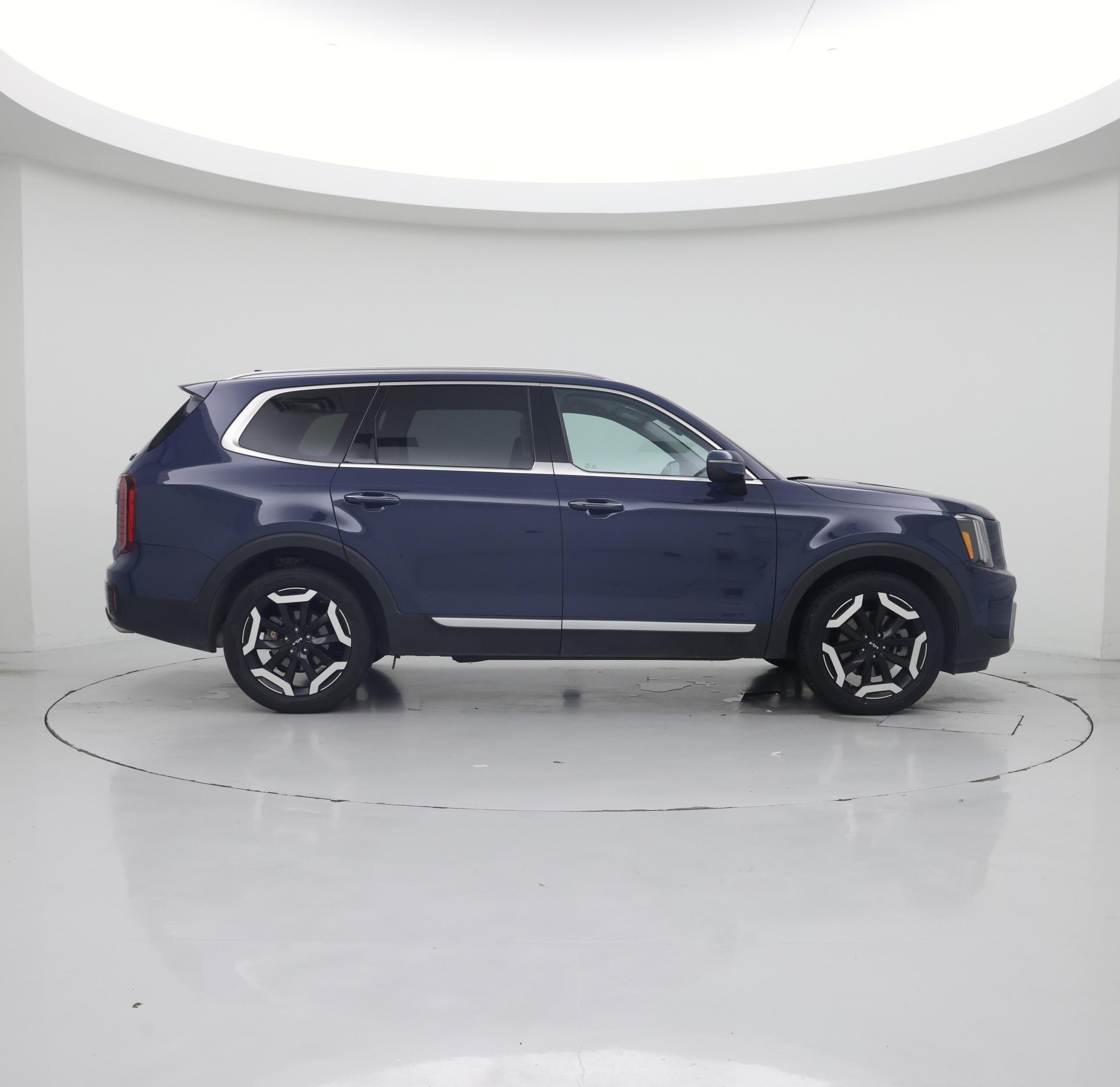 Thumbnail: 2023 Kia Telluride - 7