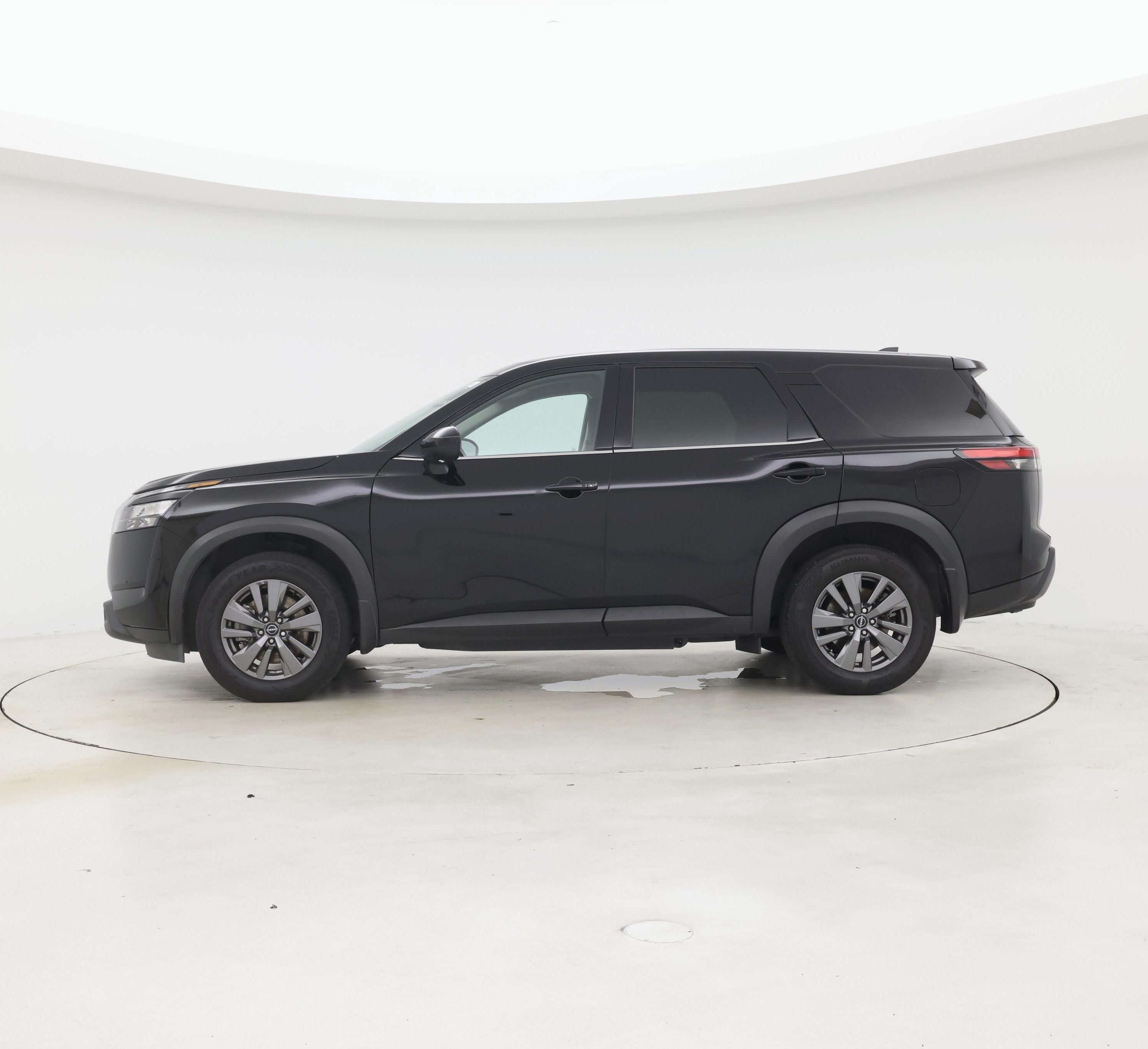 Thumbnail: 2024 Nissan Pathfinder - 3