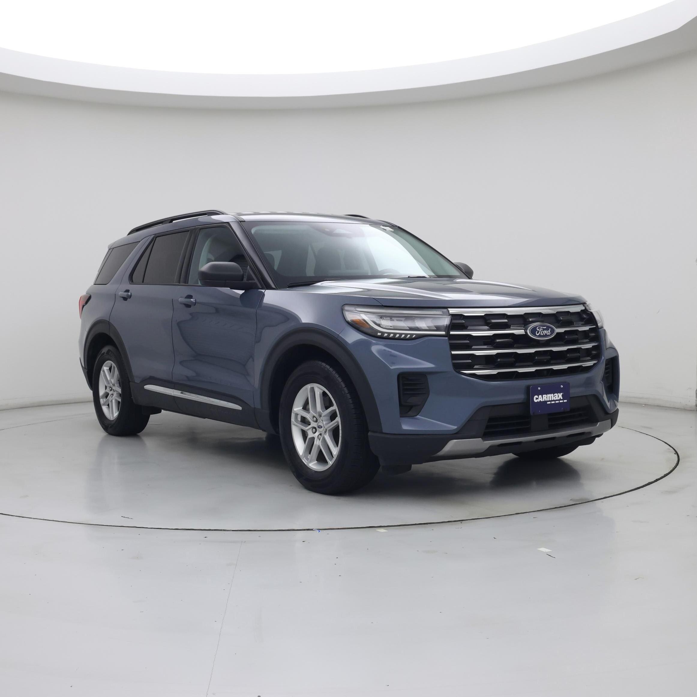Gray 2025 Ford Explorer SUV / Crossover Rear-Wheel Drive Automatic