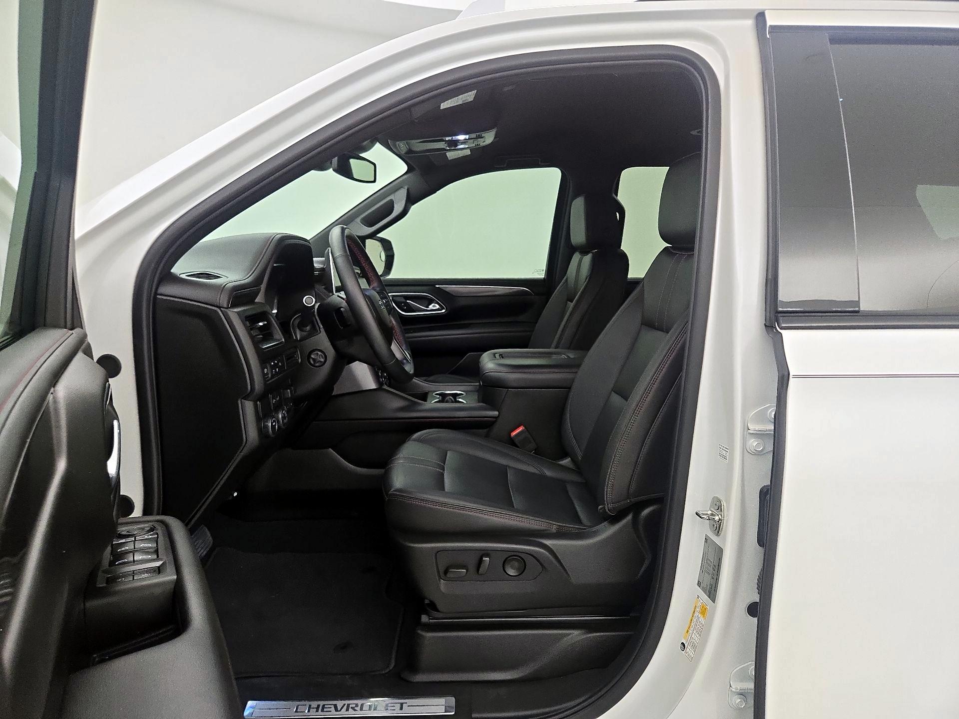 Thumbnail: 2023 Chevrolet Tahoe - 11