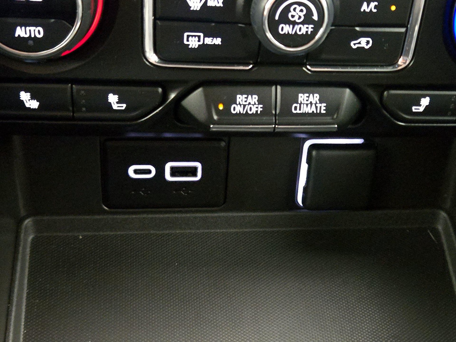 2023 Chevrolet Tahoe RST - Photo 20