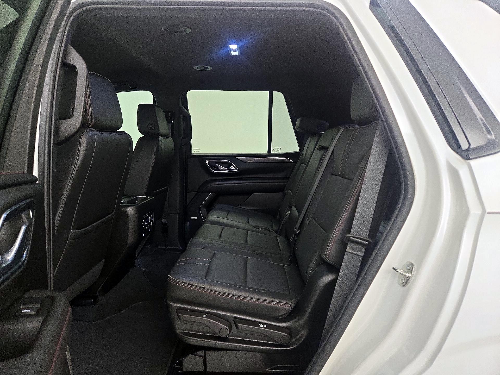 Thumbnail: 2023 Chevrolet Tahoe - 20