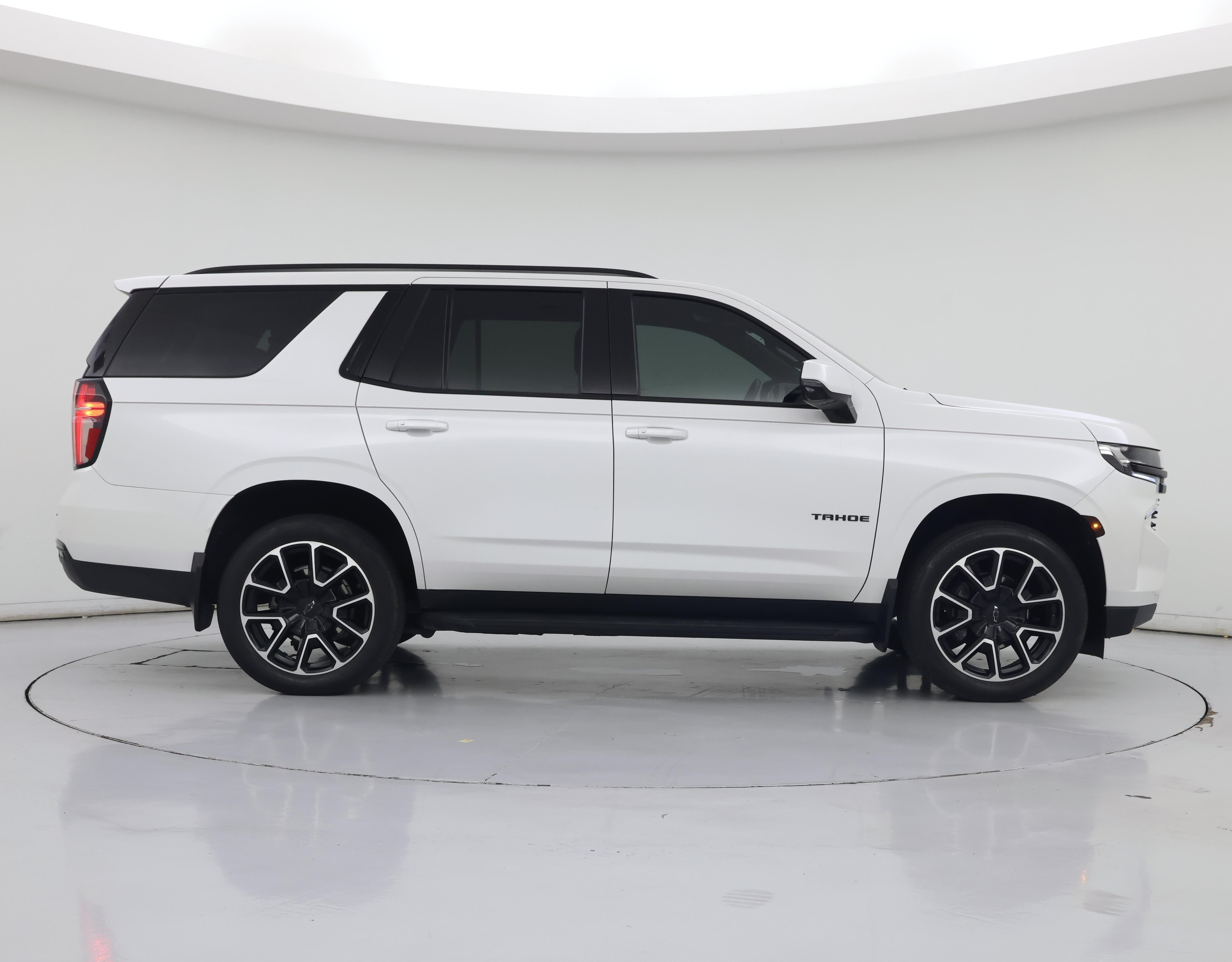 Thumbnail: 2023 Chevrolet Tahoe - 7