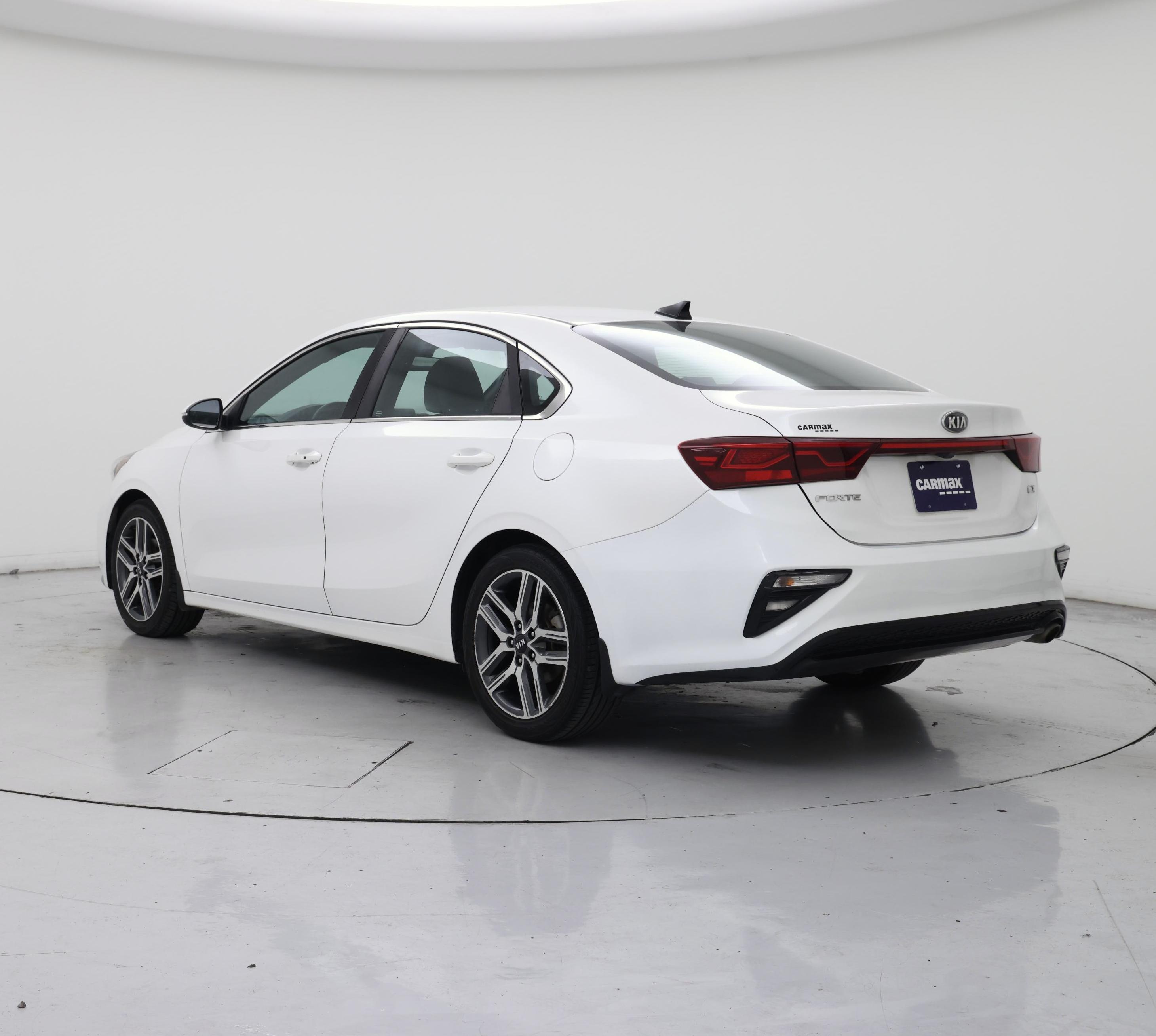 Thumbnail: 2019 Kia Forte - 2