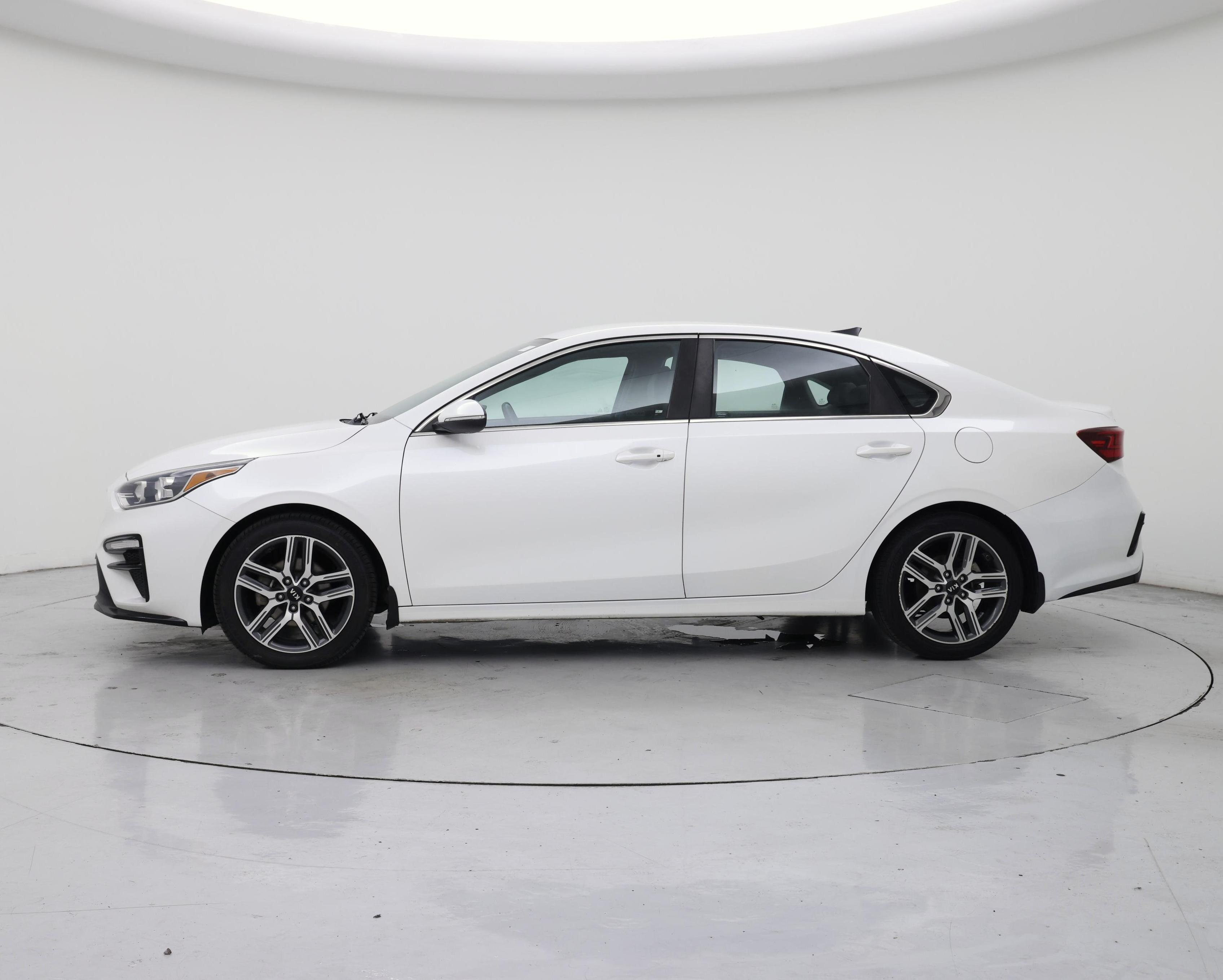Thumbnail: 2019 Kia Forte - 3
