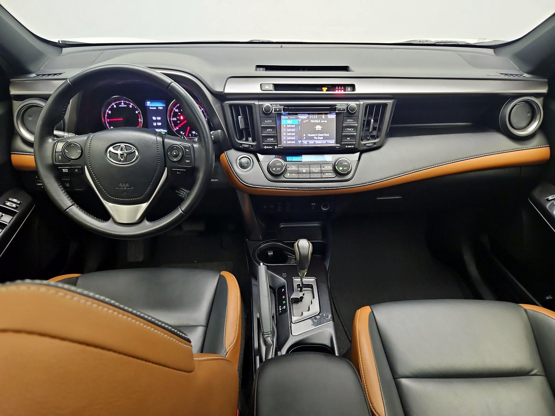 Thumbnail: 2017 Toyota RAV4 - 9