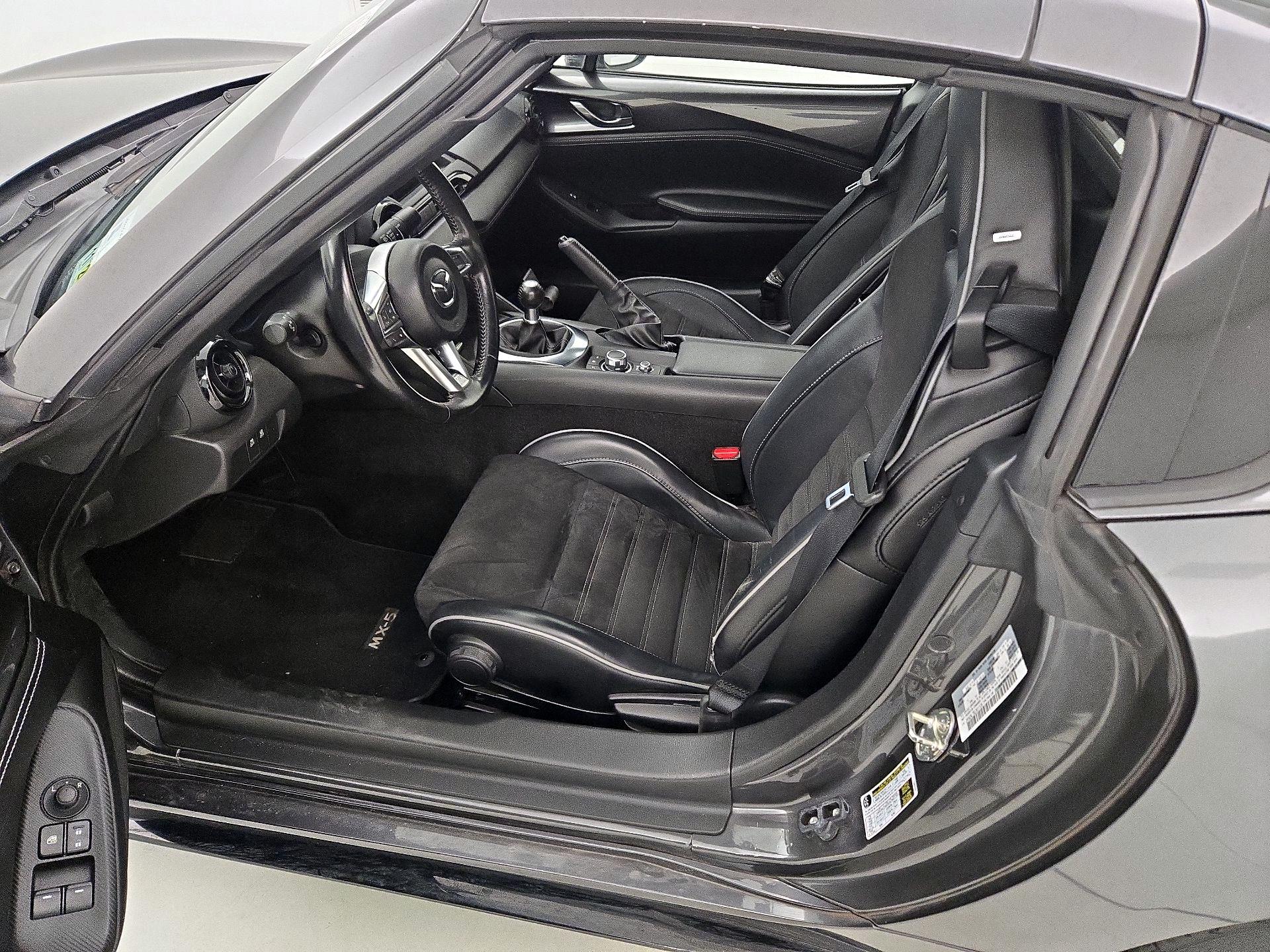Thumbnail: 2020 Mazda MX-5 Miata - 11