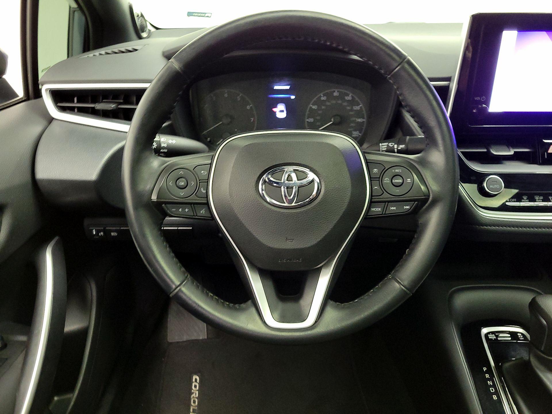 Thumbnail: 2023 Toyota Corolla - 10