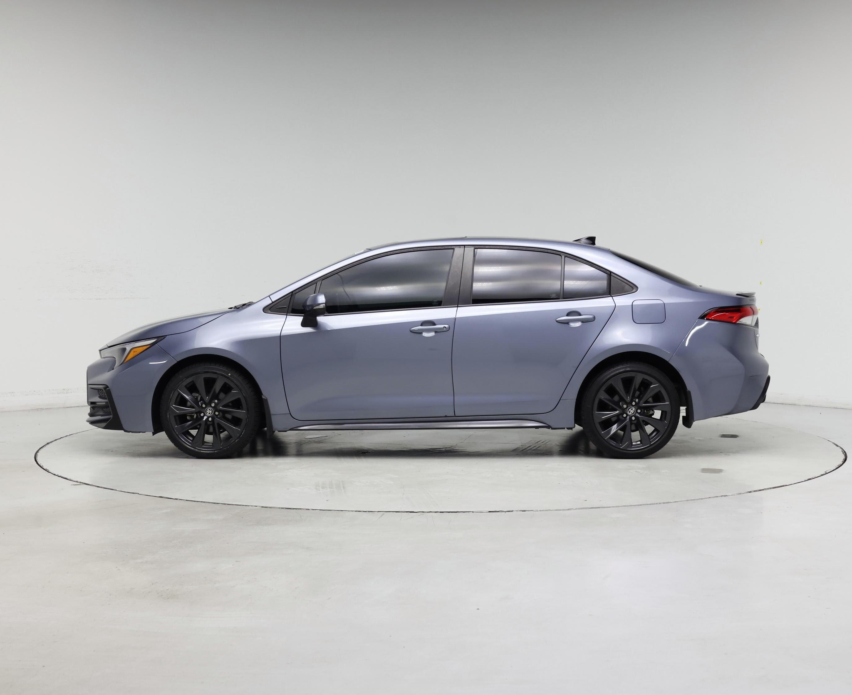Thumbnail: 2023 Toyota Corolla - 3