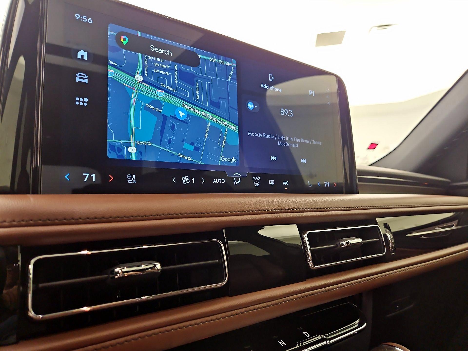 Thumbnail: 2025 Lincoln Aviator - 15