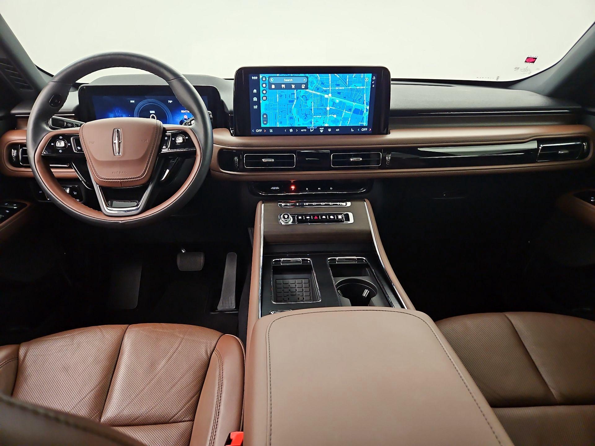 Thumbnail: 2025 Lincoln Aviator - 8