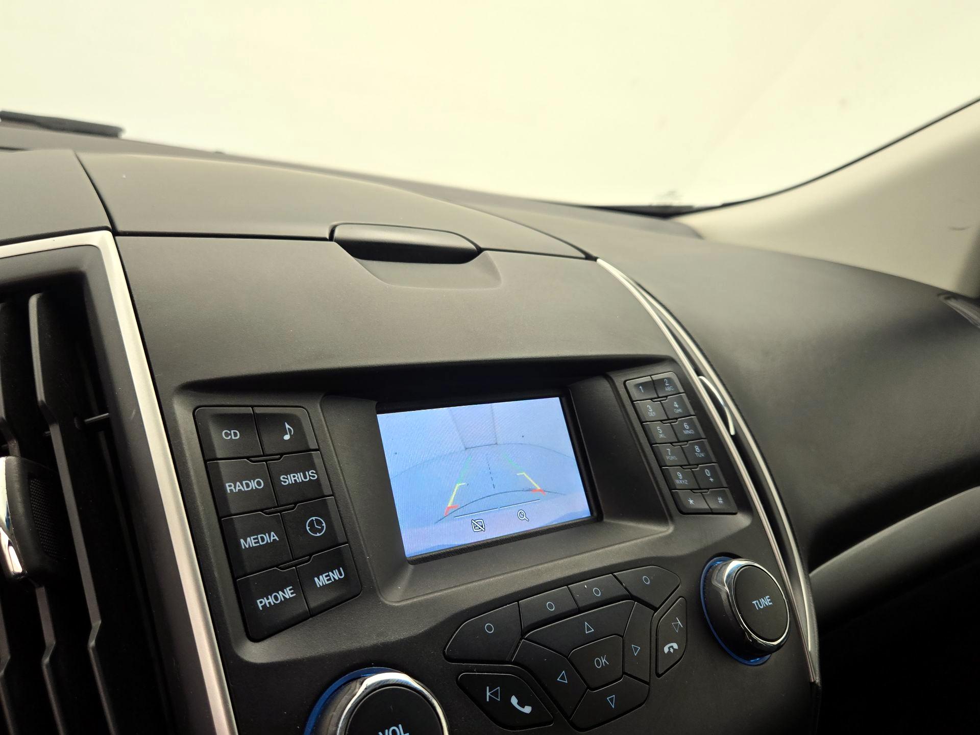 Thumbnail: 2015 Ford Edge - 14