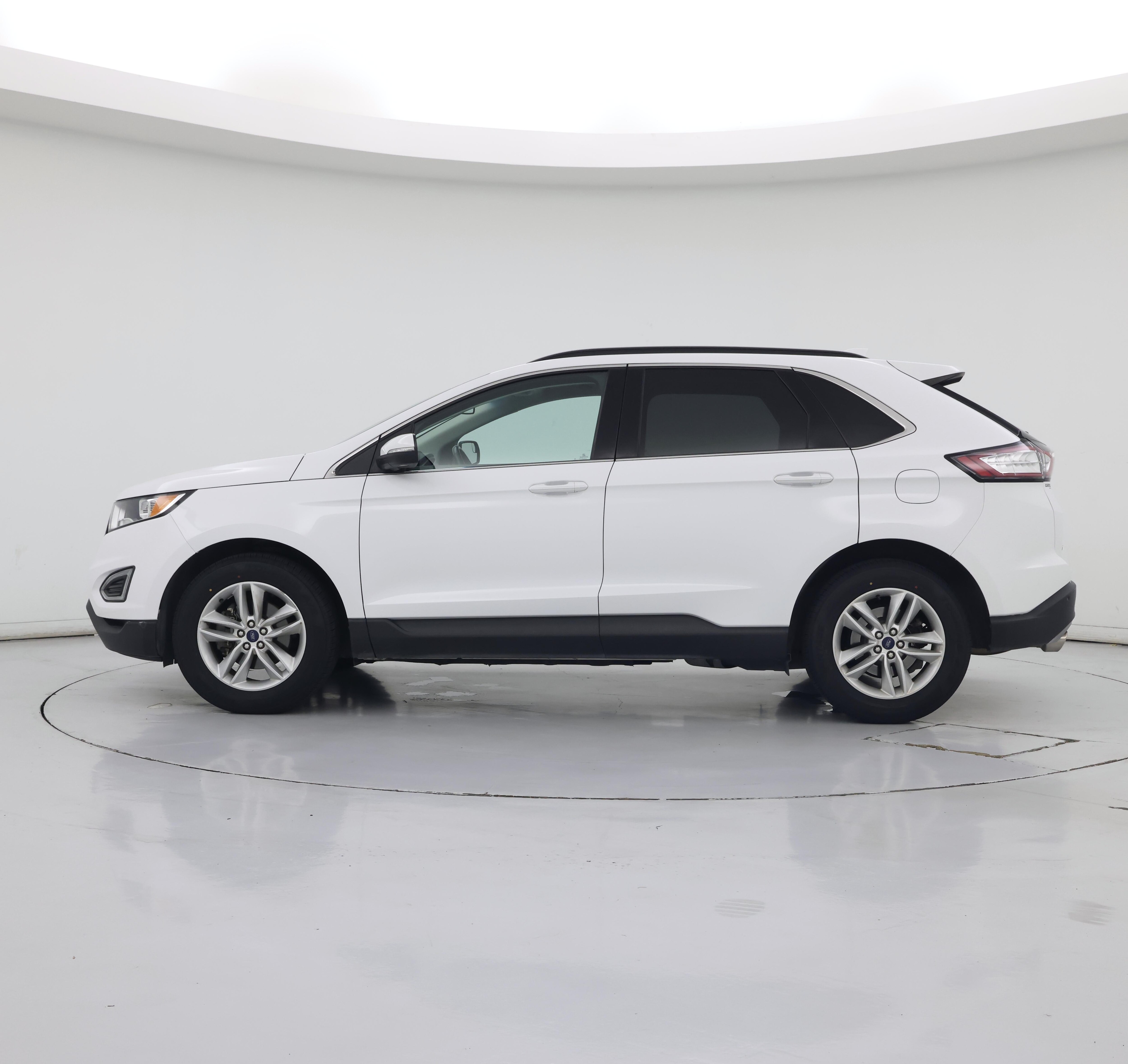 Thumbnail: 2015 Ford Edge - 3